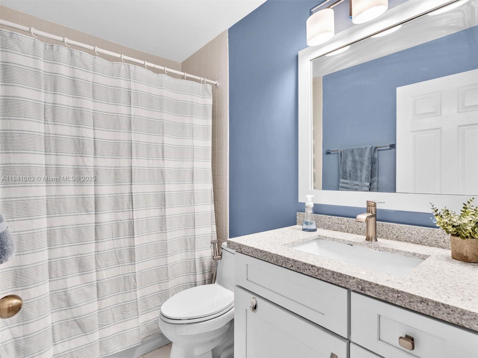 102 Gables Blvd, Weston, Florida image 22
