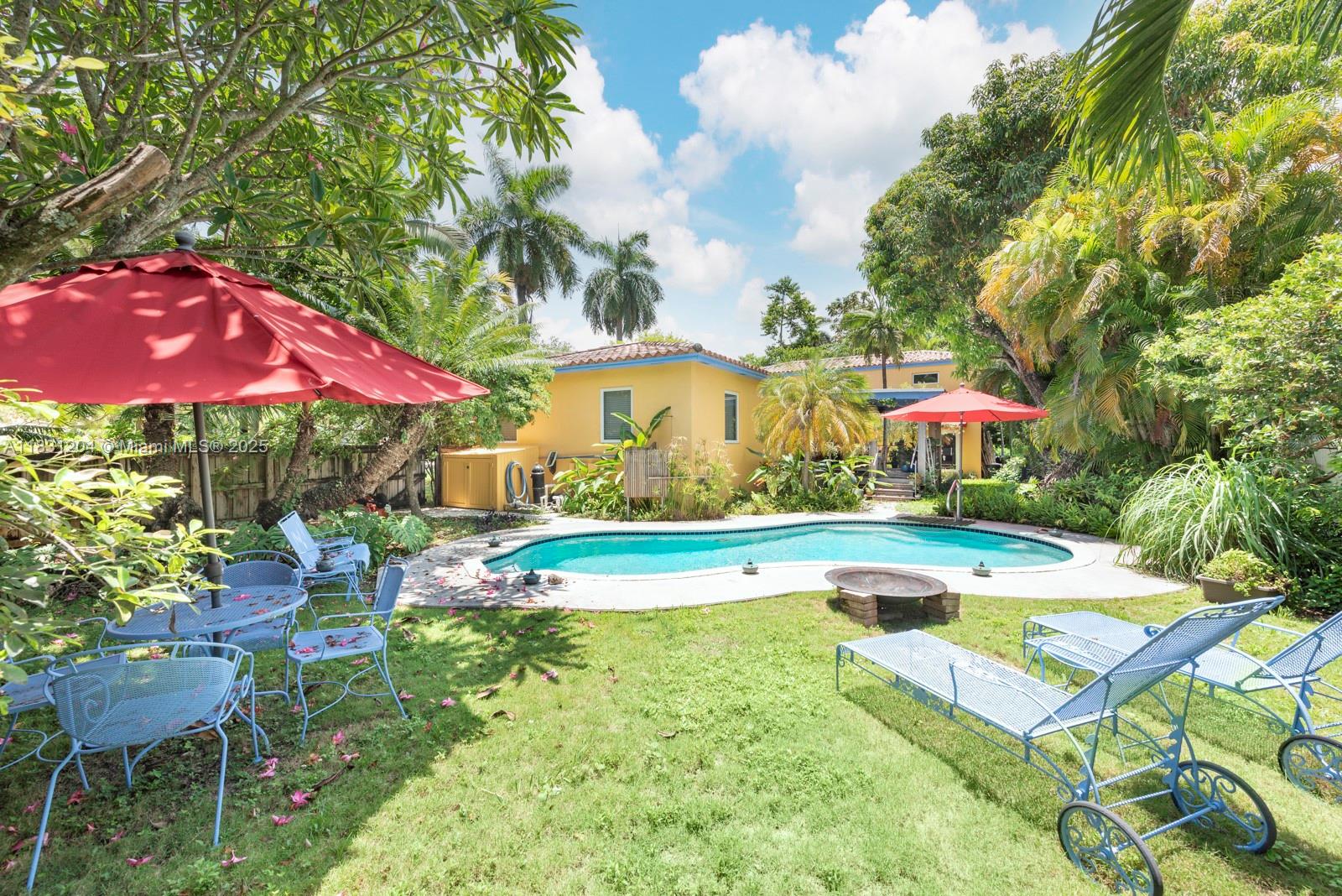 855 NE 111th St, Biscayne Park, Florida image 1