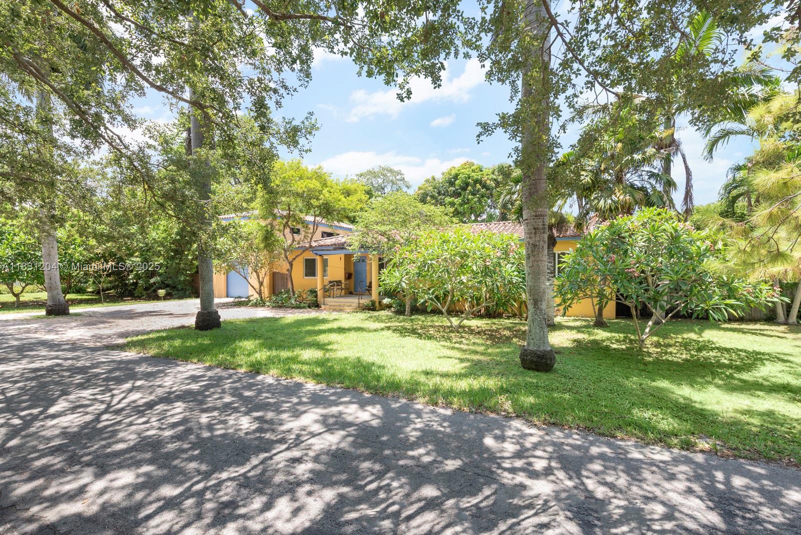 855 NE 111th St, Biscayne Park, Florida image 30