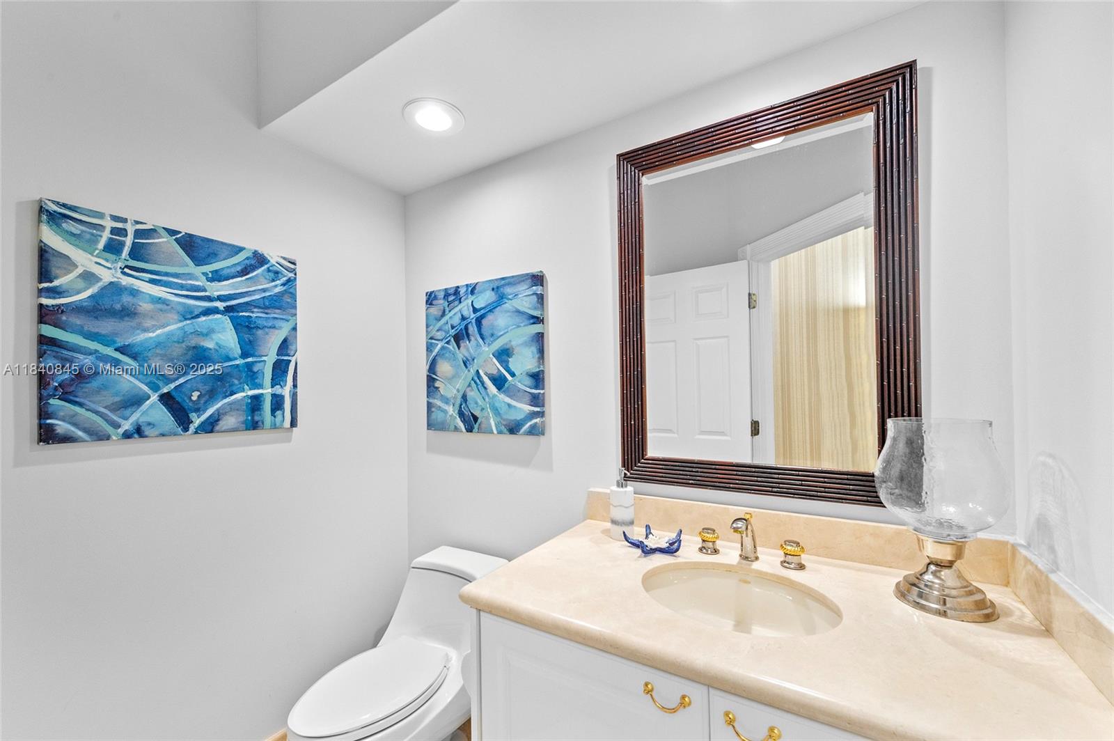2684 Riviera Ct, Weston, Florida image 25