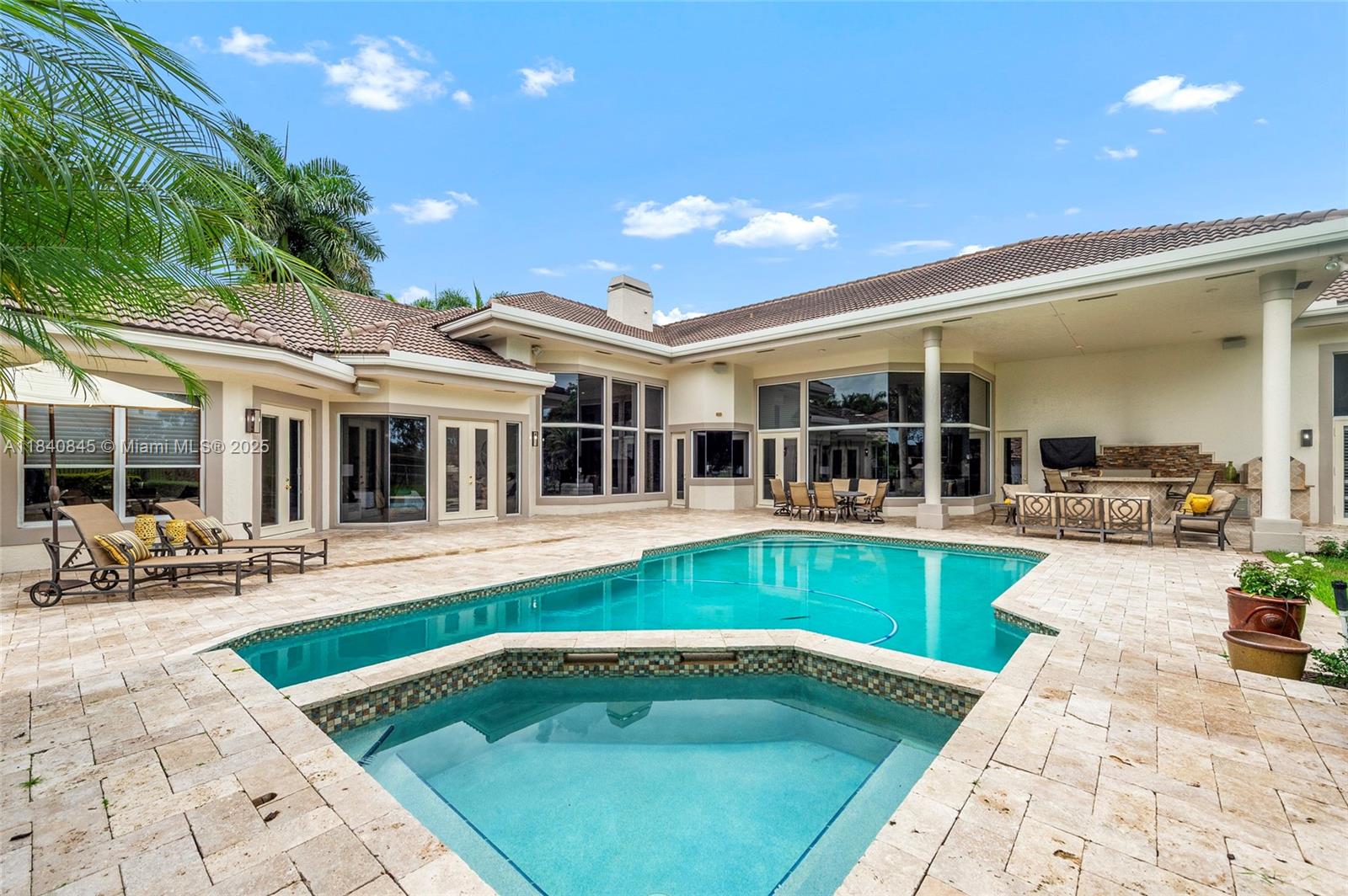 2684 Riviera Ct, Weston, Florida image 33