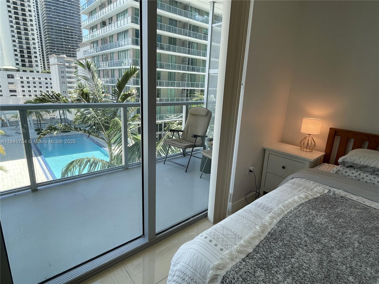 79 SW 12th St #1211-S, Miami FL 33130