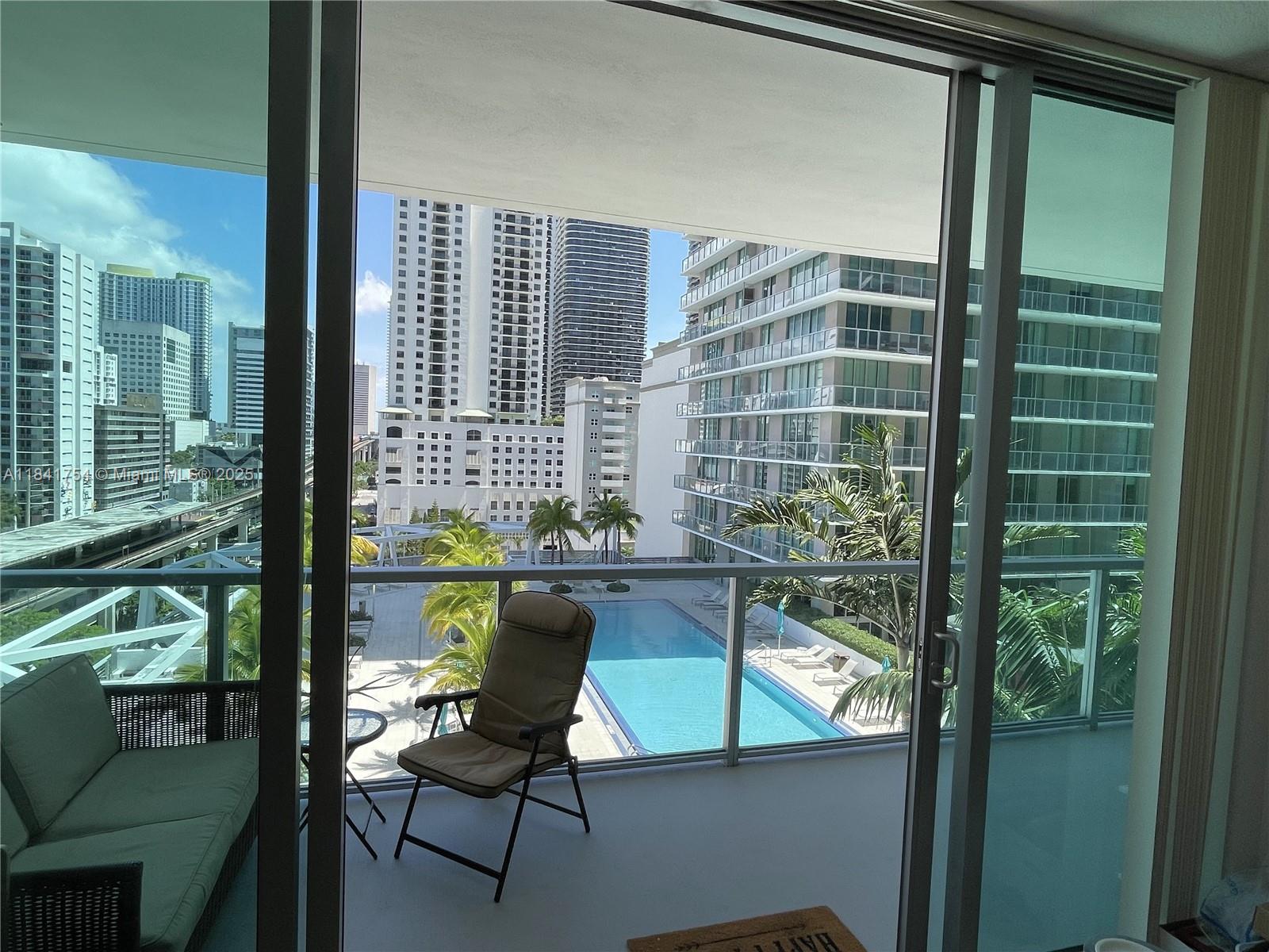 79 SW 12th St #1211-S, Miami FL 33130