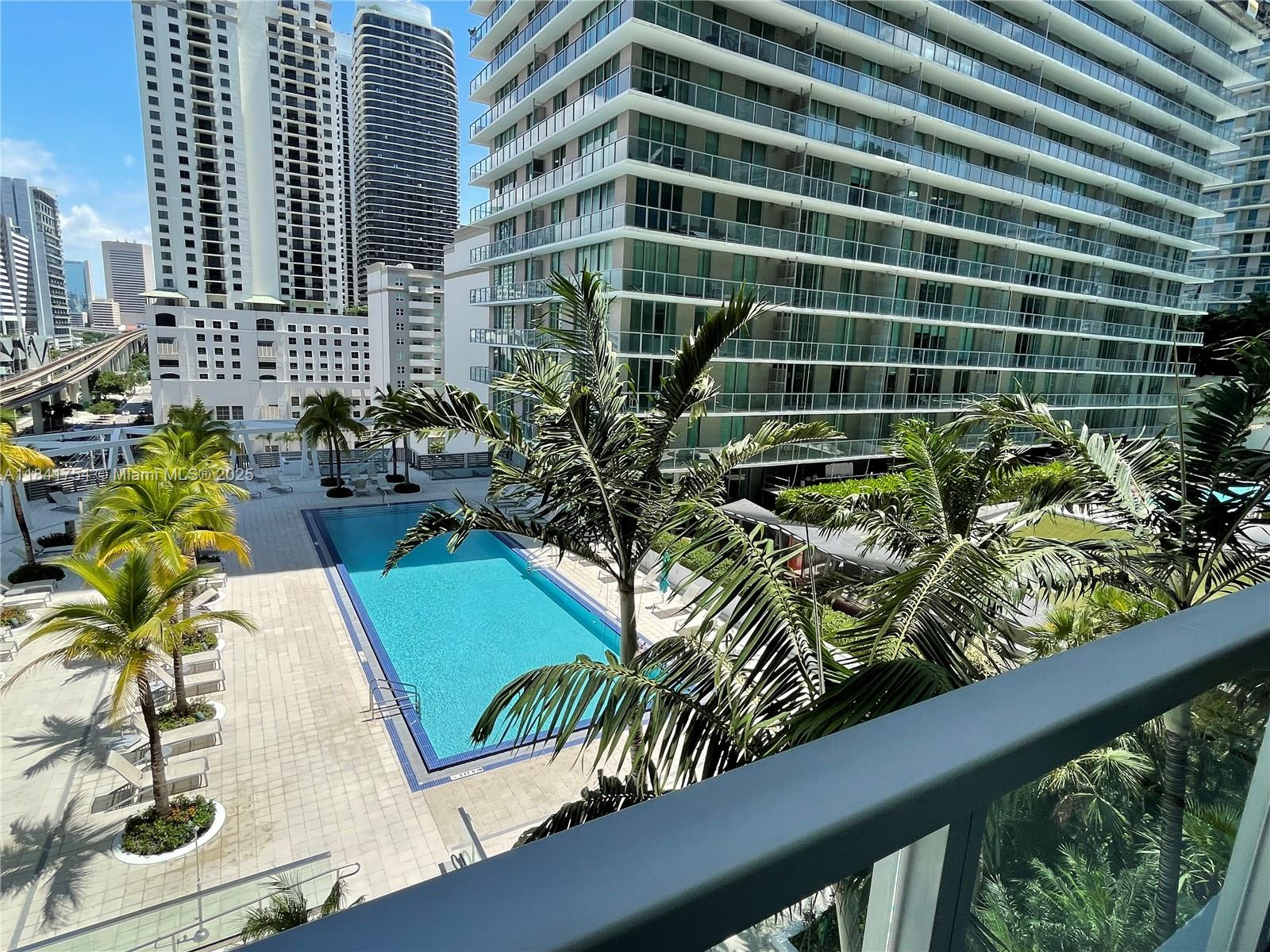 79 SW 12th St #1211-S, Miami FL 33130