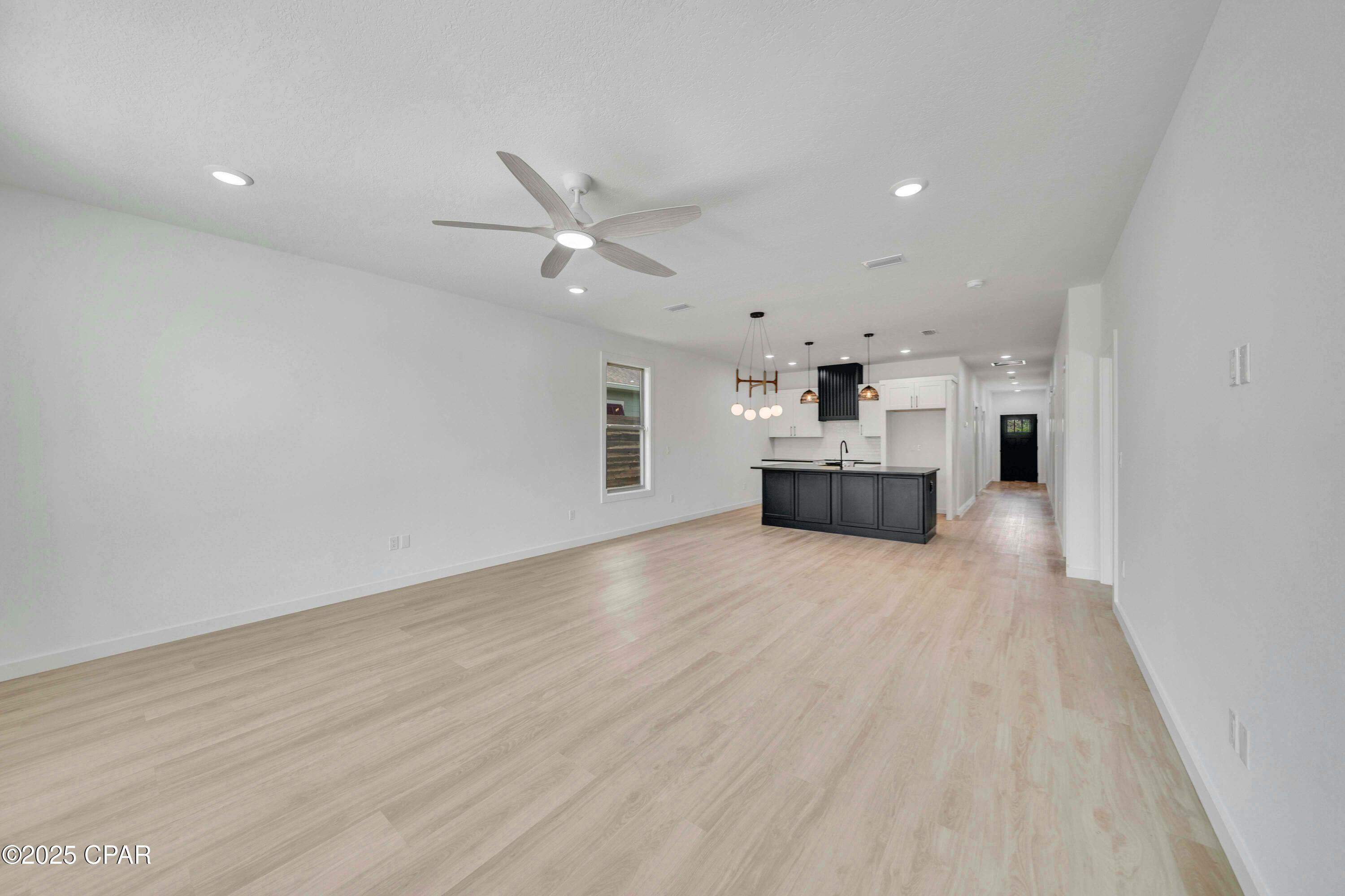 Image 17 For 20914 Lakeview Drive