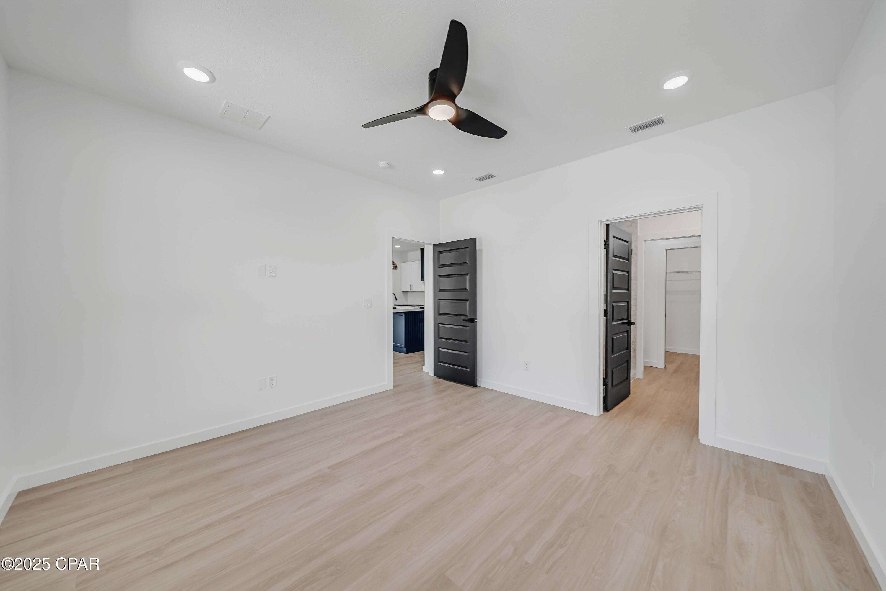 Image 21 For 20914 Lakeview Drive