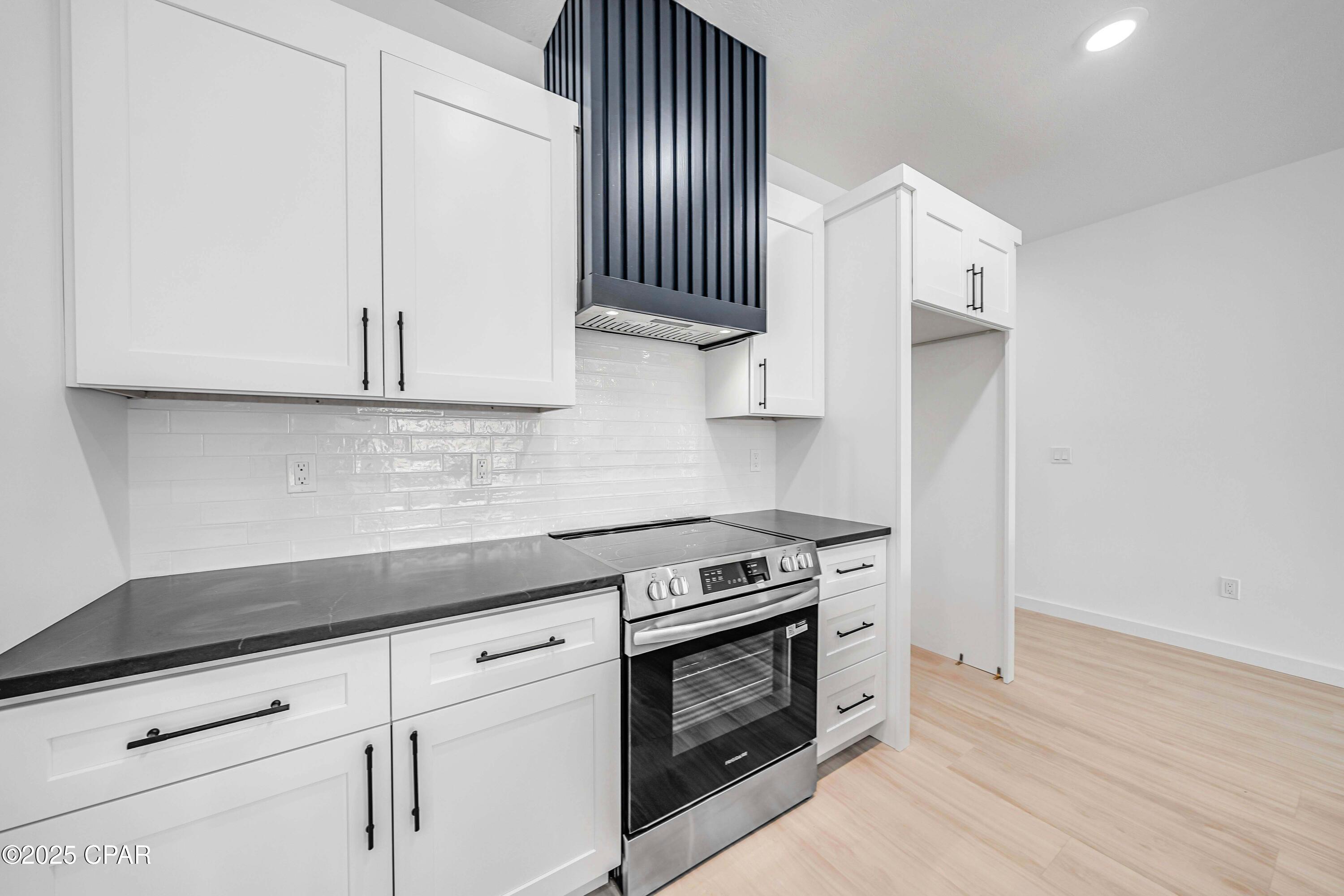 Image 7 For 20914 Lakeview Drive
