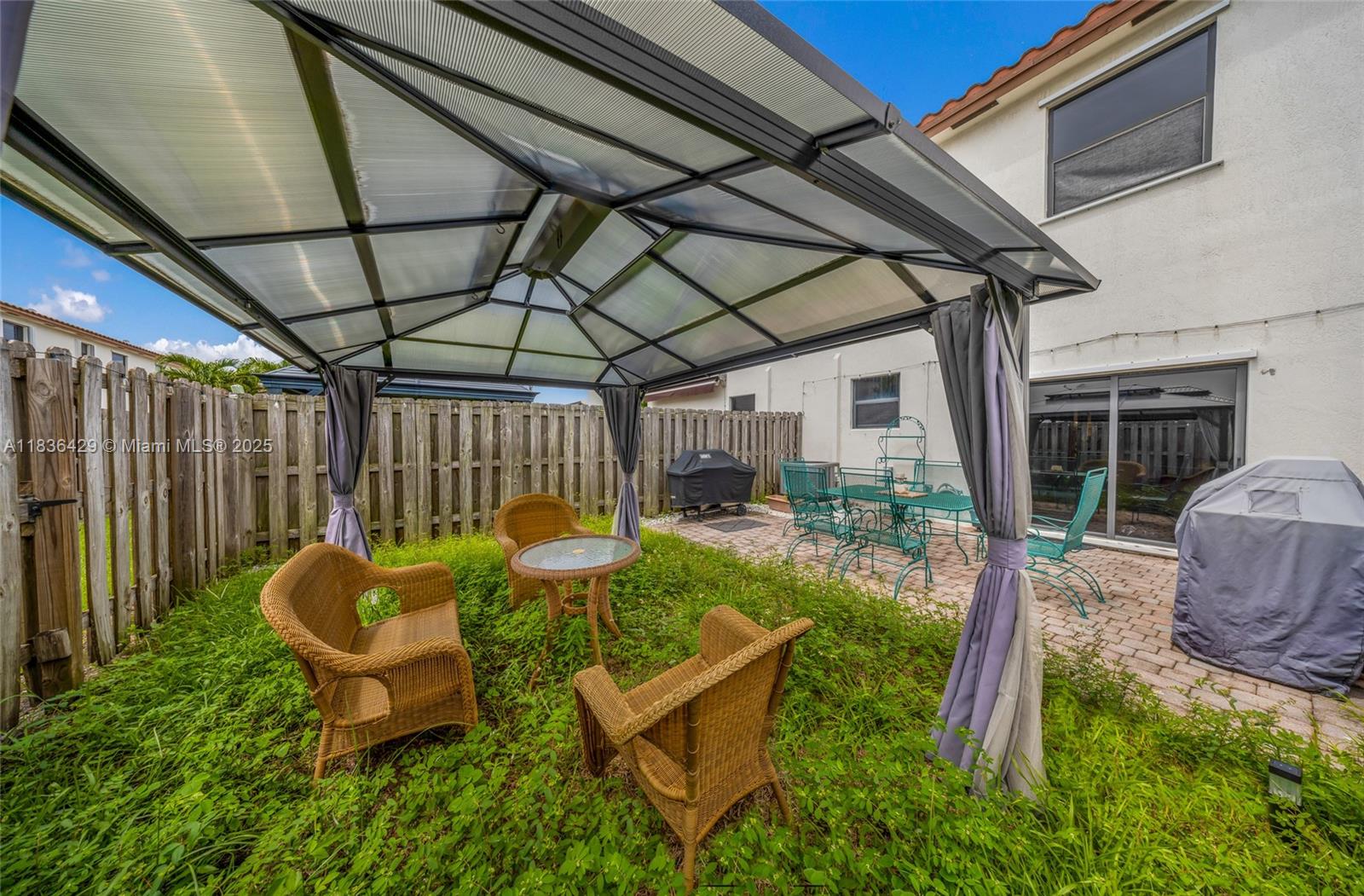 8877 NW 103rd Ave, Doral, Florida image 15