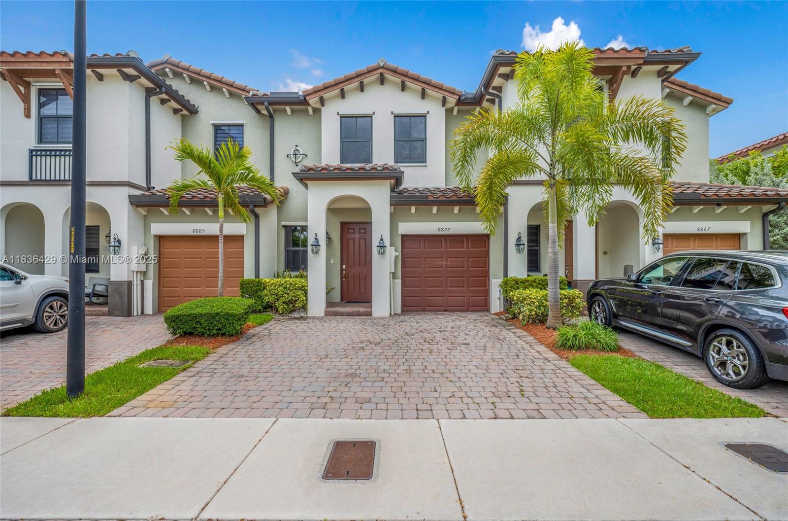 8877 NW 103rd Ave, Doral, Florida image 3