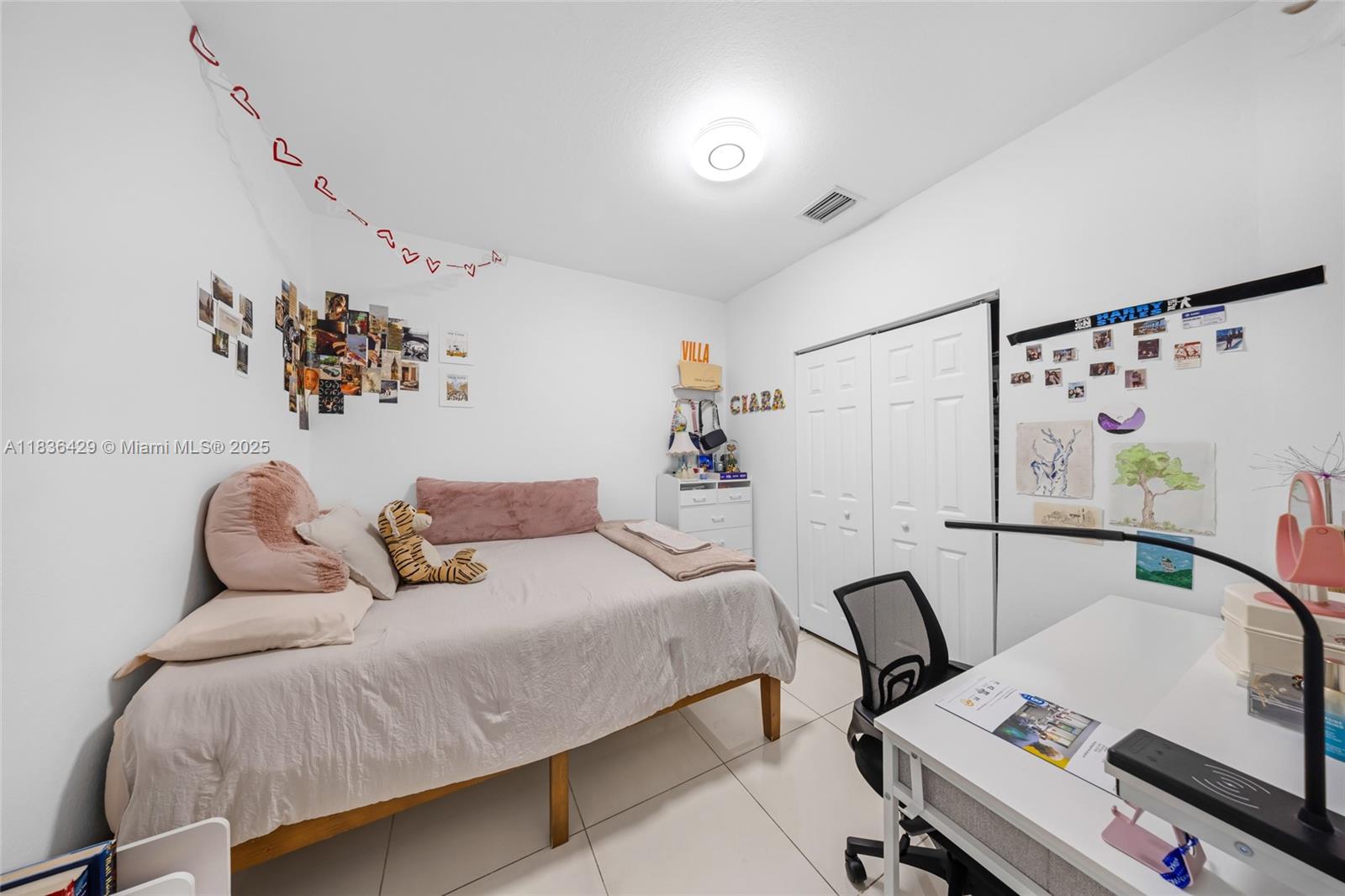 8877 NW 103rd Ave, Doral, Florida image 35