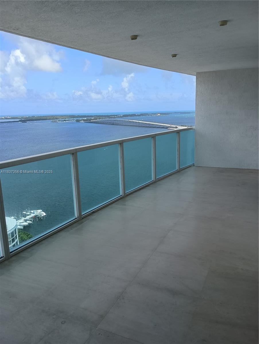 2101 Brickell Ave #2504, Miami FL 33129