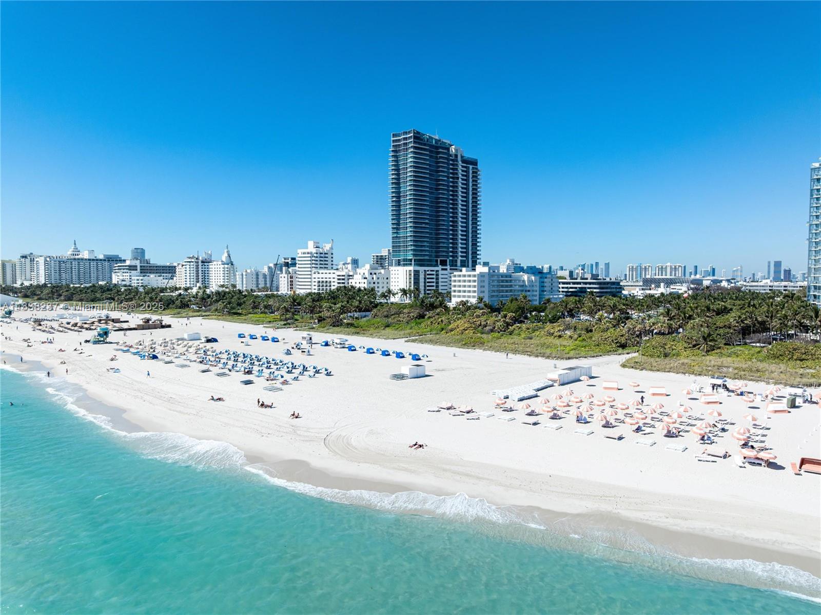 Apartamento à Venda em Miami Beach, FL