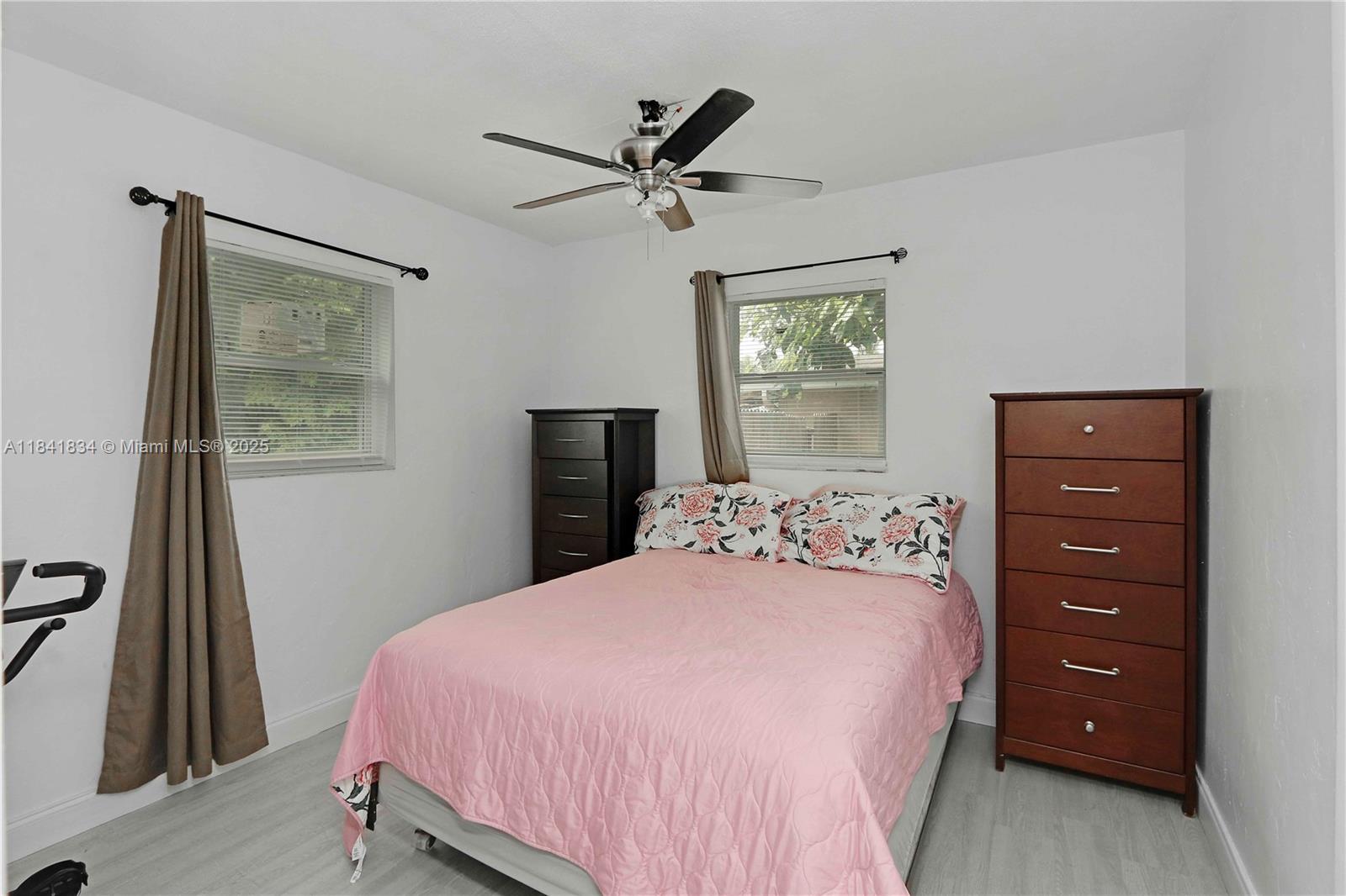 3611 SW 40th Ave, West Park, Florida image 16