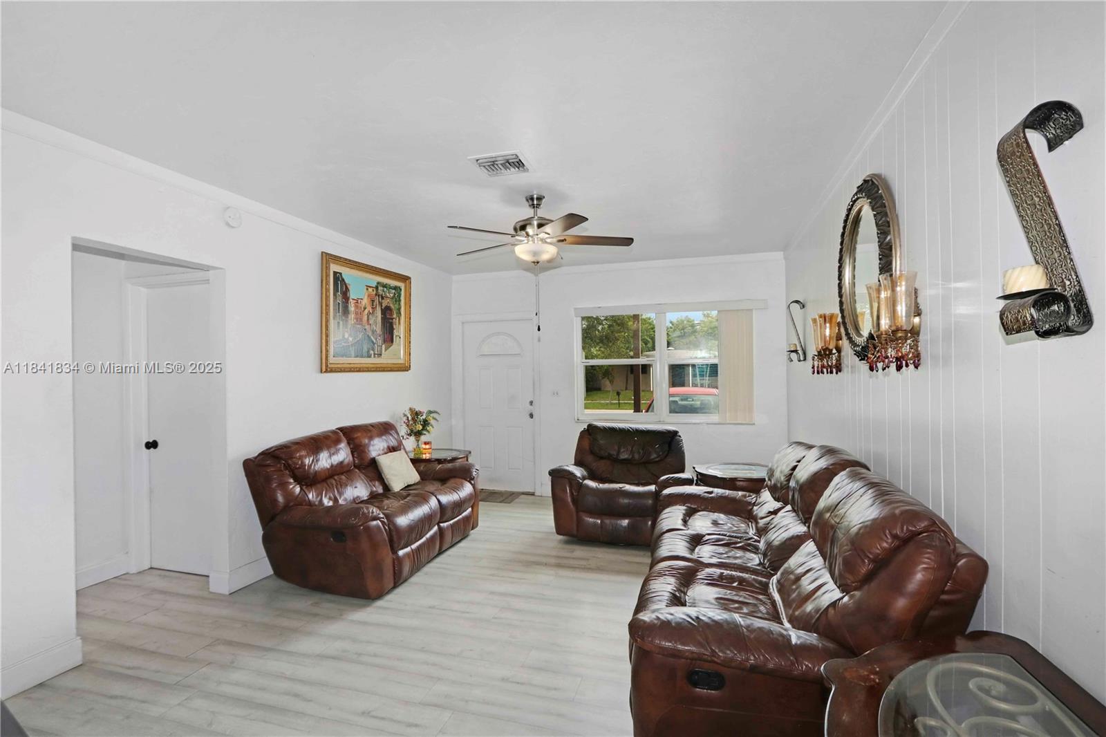 3611 SW 40th Ave, West Park, Florida image 8