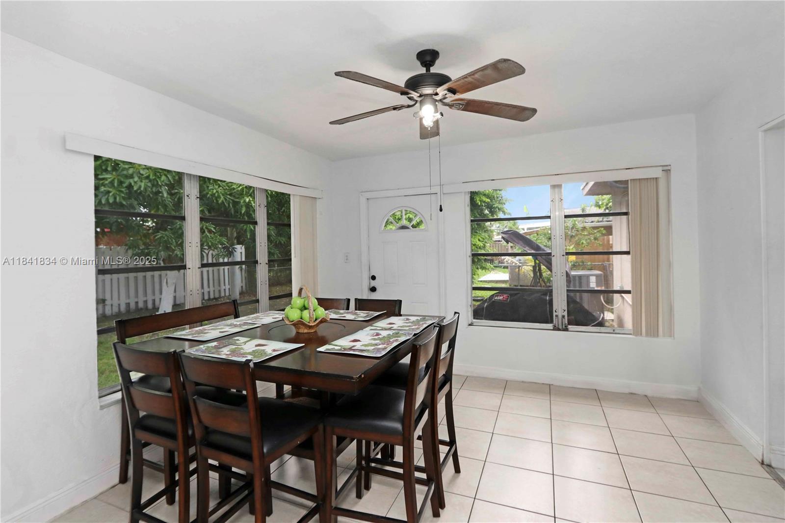 3611 SW 40th Ave, West Park, Florida image 9