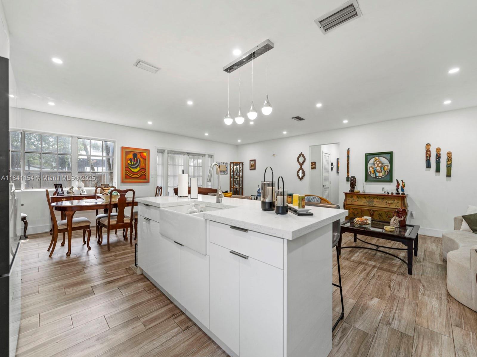 19711 Whispering Pines Rd, Cutler Bay, Florida image 10