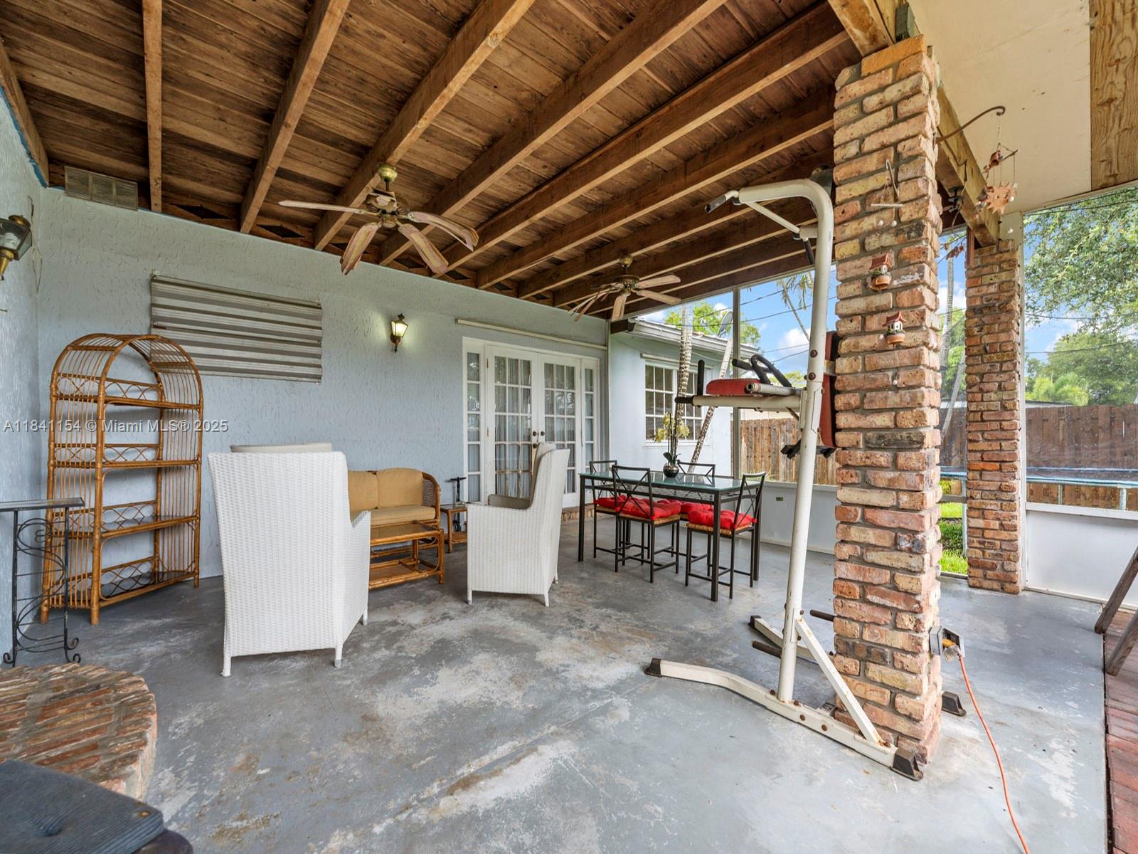 19711 Whispering Pines Rd, Cutler Bay, Florida image 28