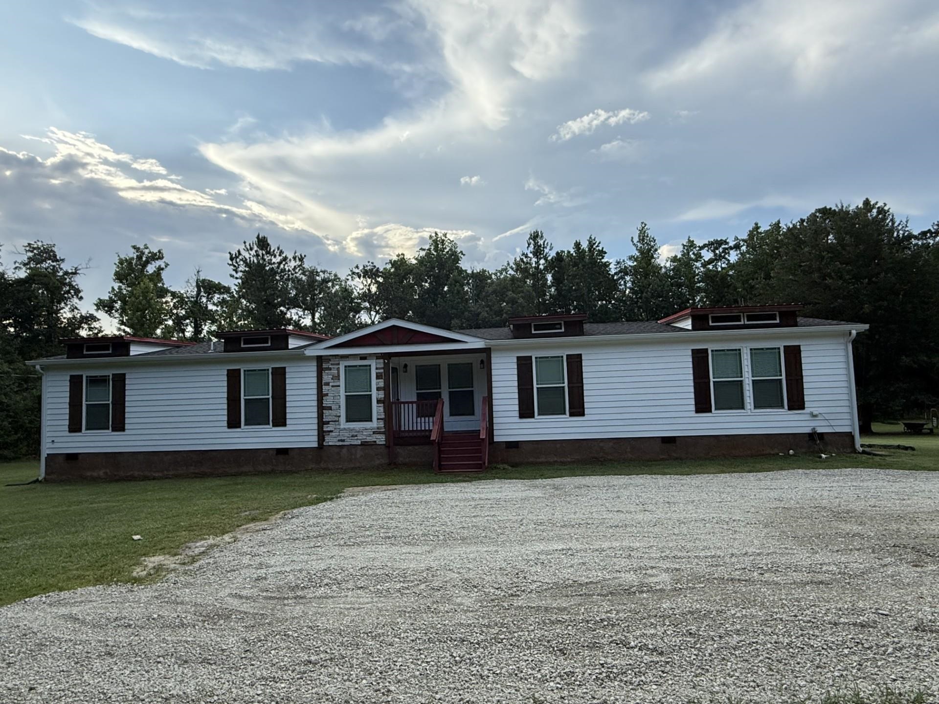 17005 NE Tupelo Drive, Hosford, Texas image 1
