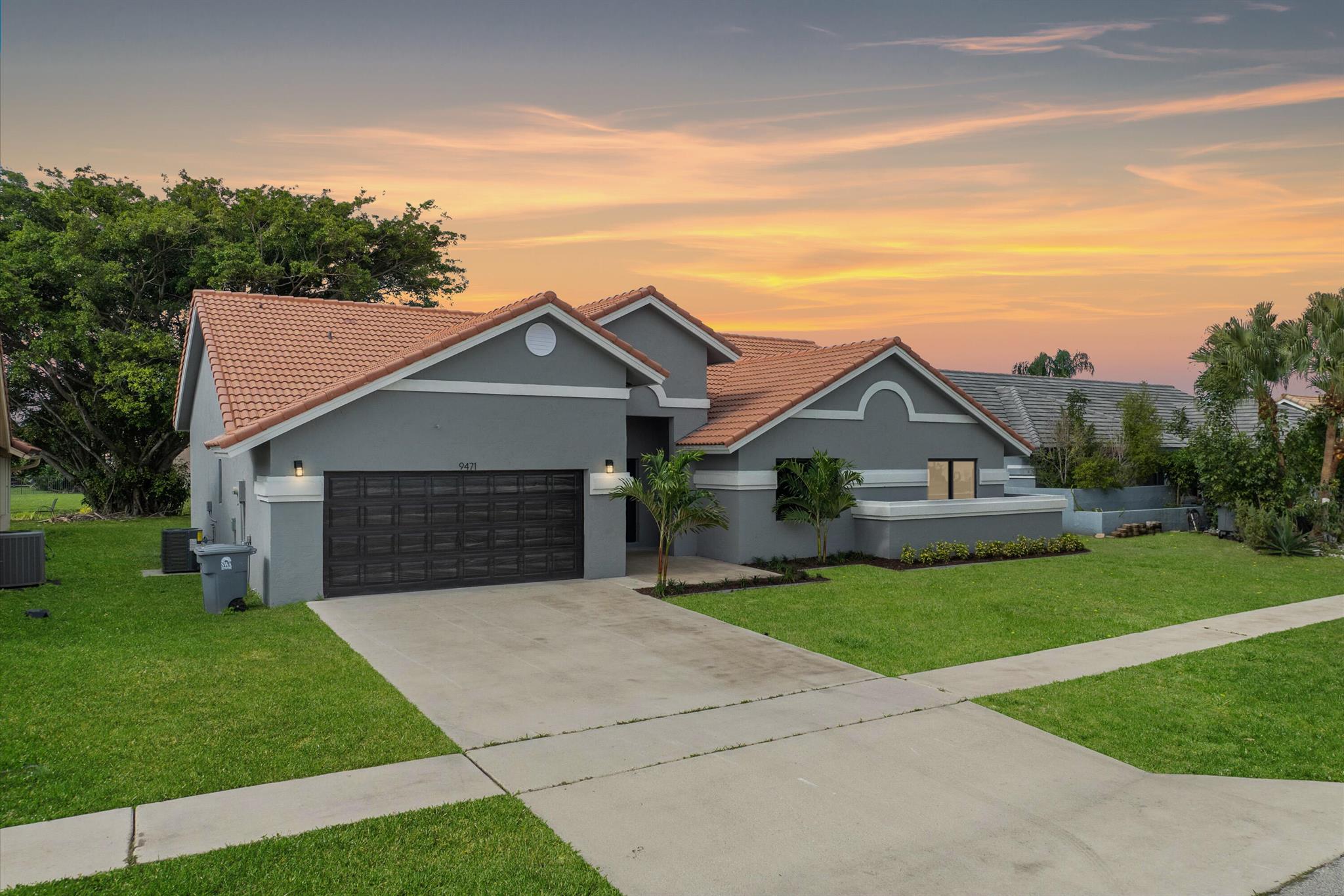 Homes for sale in Boynton Beach, FL | 9471 Sun Pointe Dr, Boynton Beach, FL 33437 | MLS# R11108186