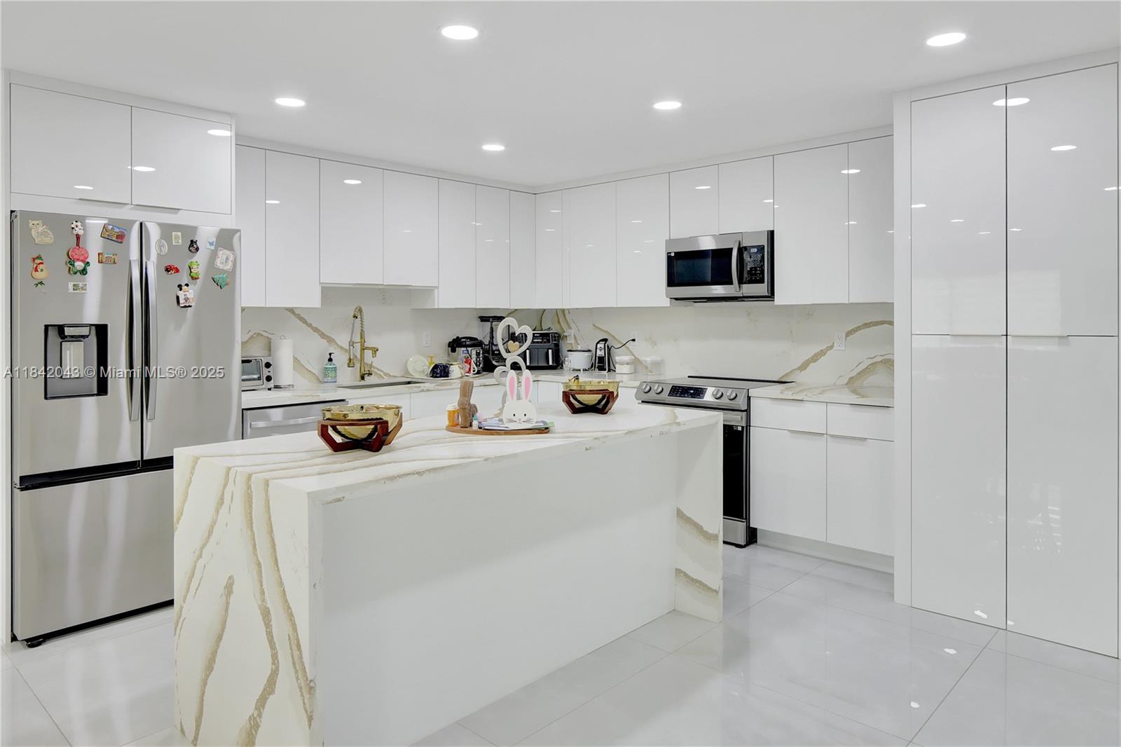 8720 SW 103rd Ave 8720 FL