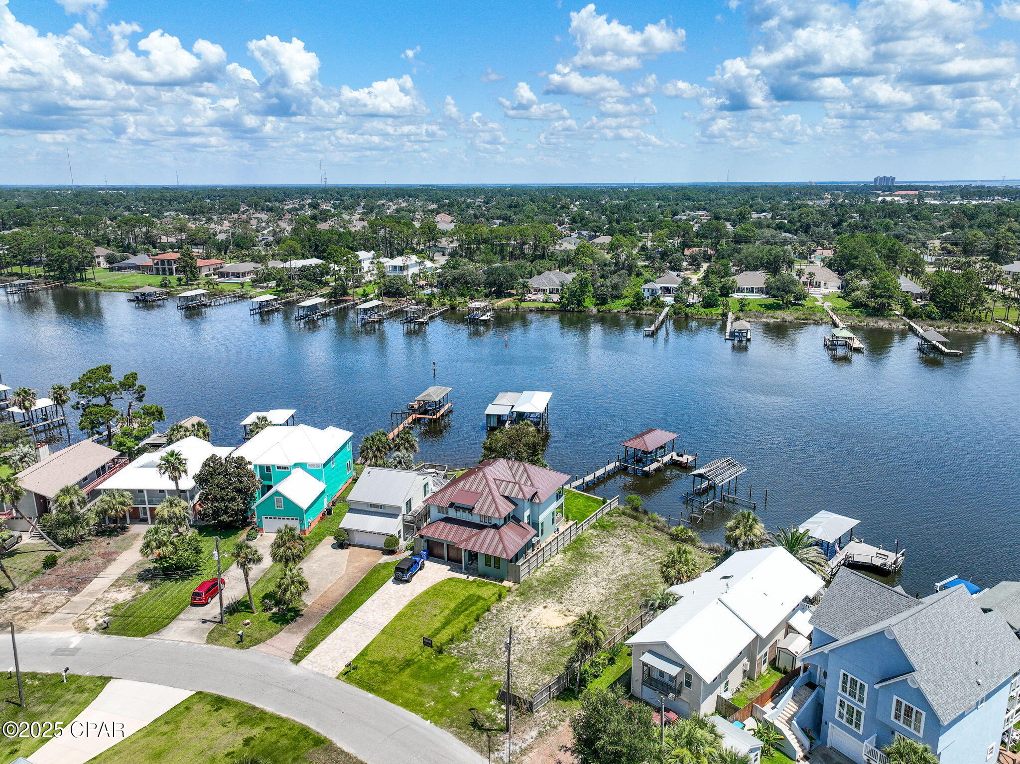 Image 6 For 7204 Lagoon Drive