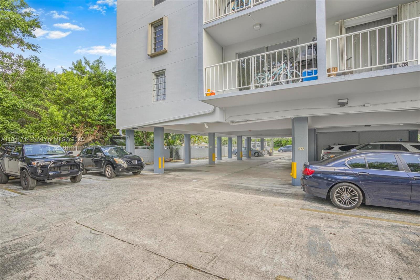 555 NE 123rd St #218-A, North Miami, Florida image 17