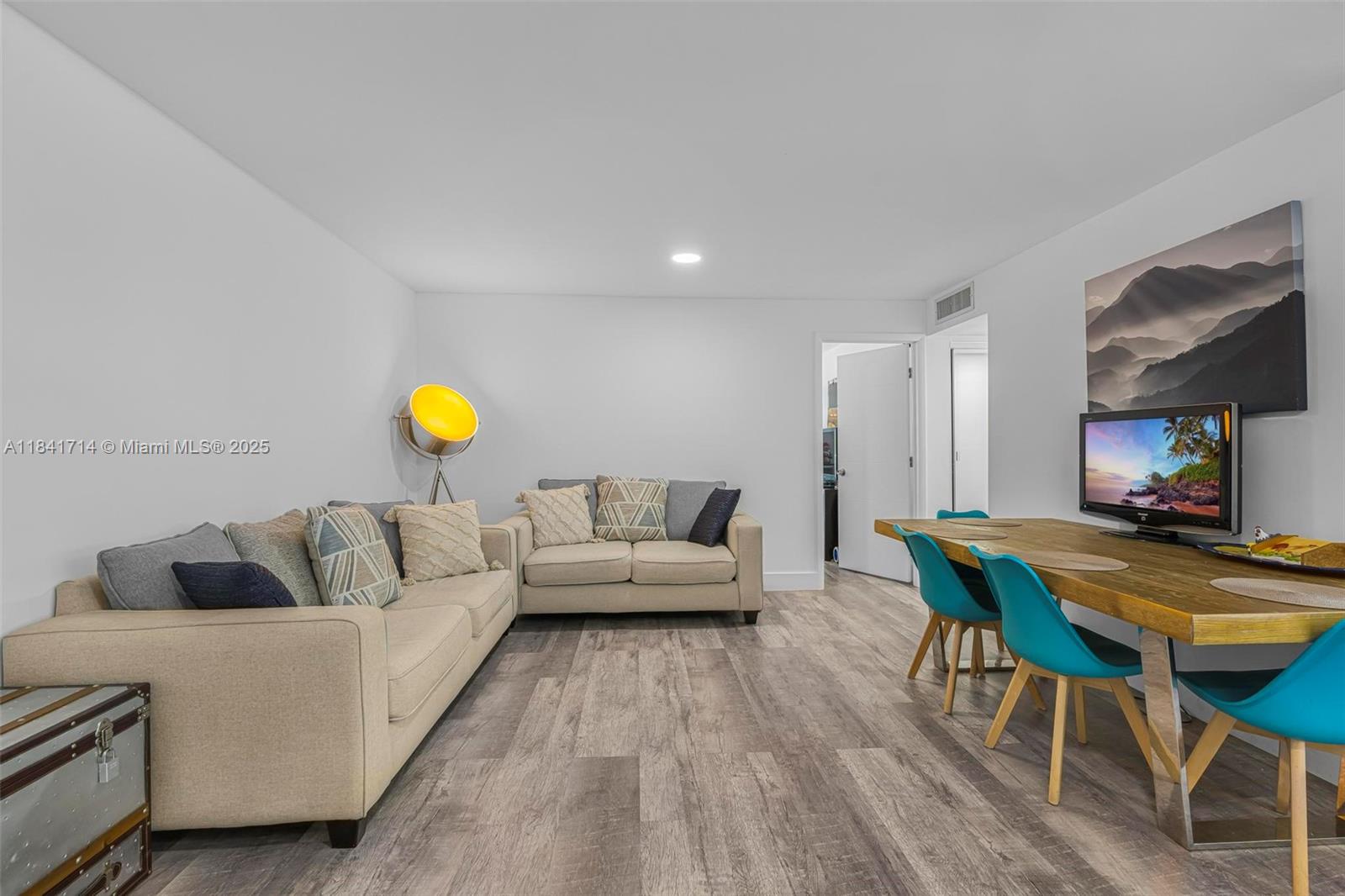 555 NE 123rd St #218-A, North Miami, Florida image 5