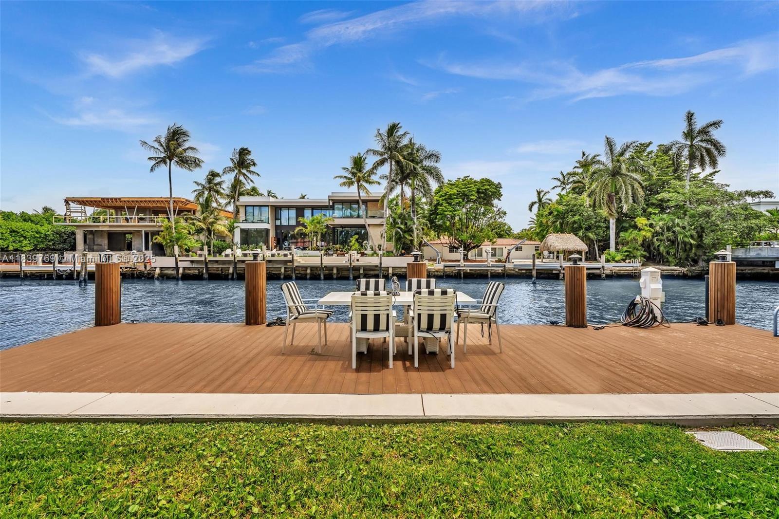 924 Belle Meade Island Dr, Miami, Florida 33138