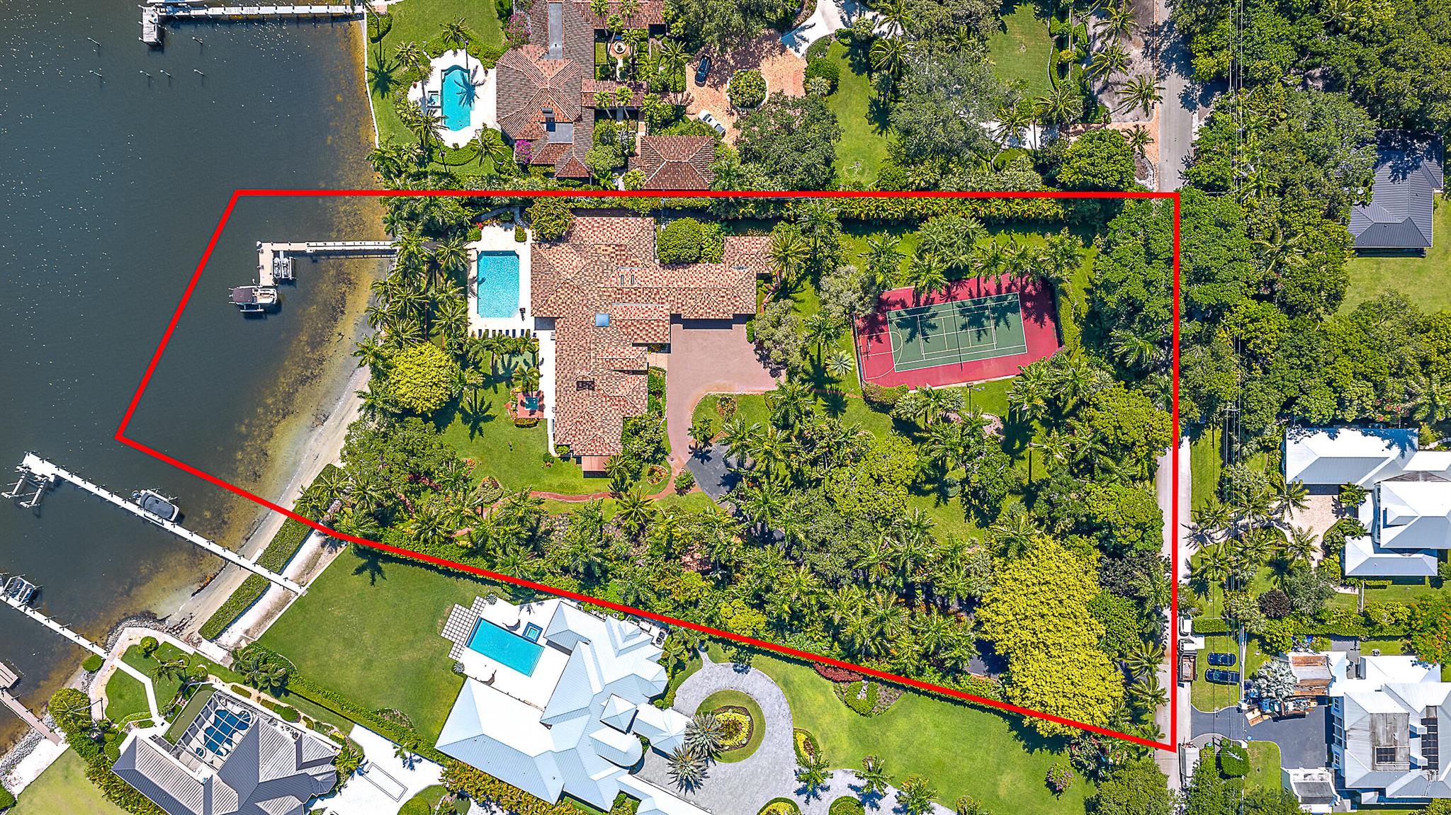 Image to showcase the property located at 5900 Pennock Point Road