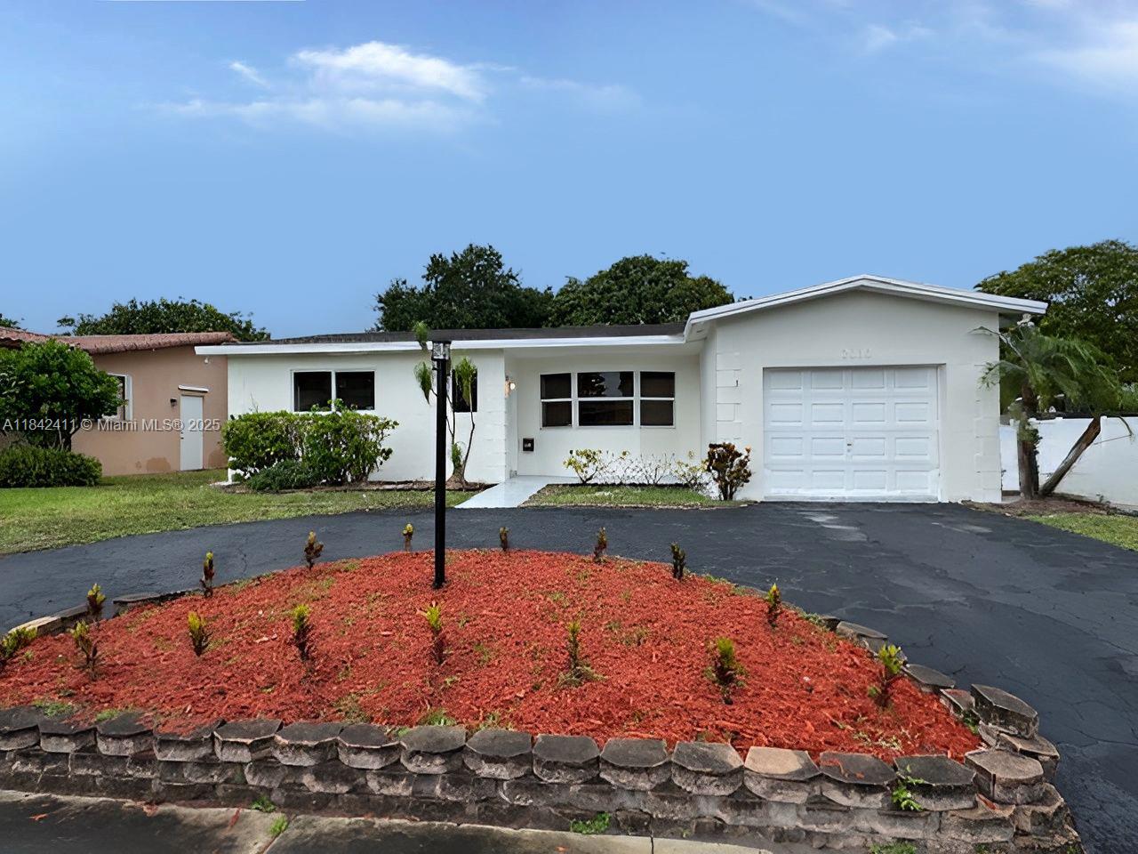 2030 54th Ave, Hollywood, Florida 33021