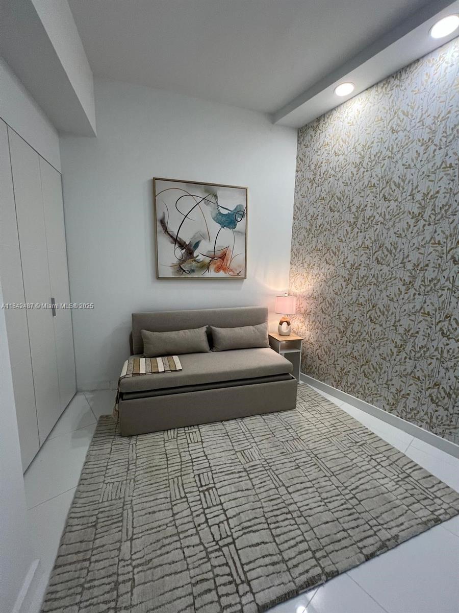 851 NE 1st Ave #2309, Miami FL 33132