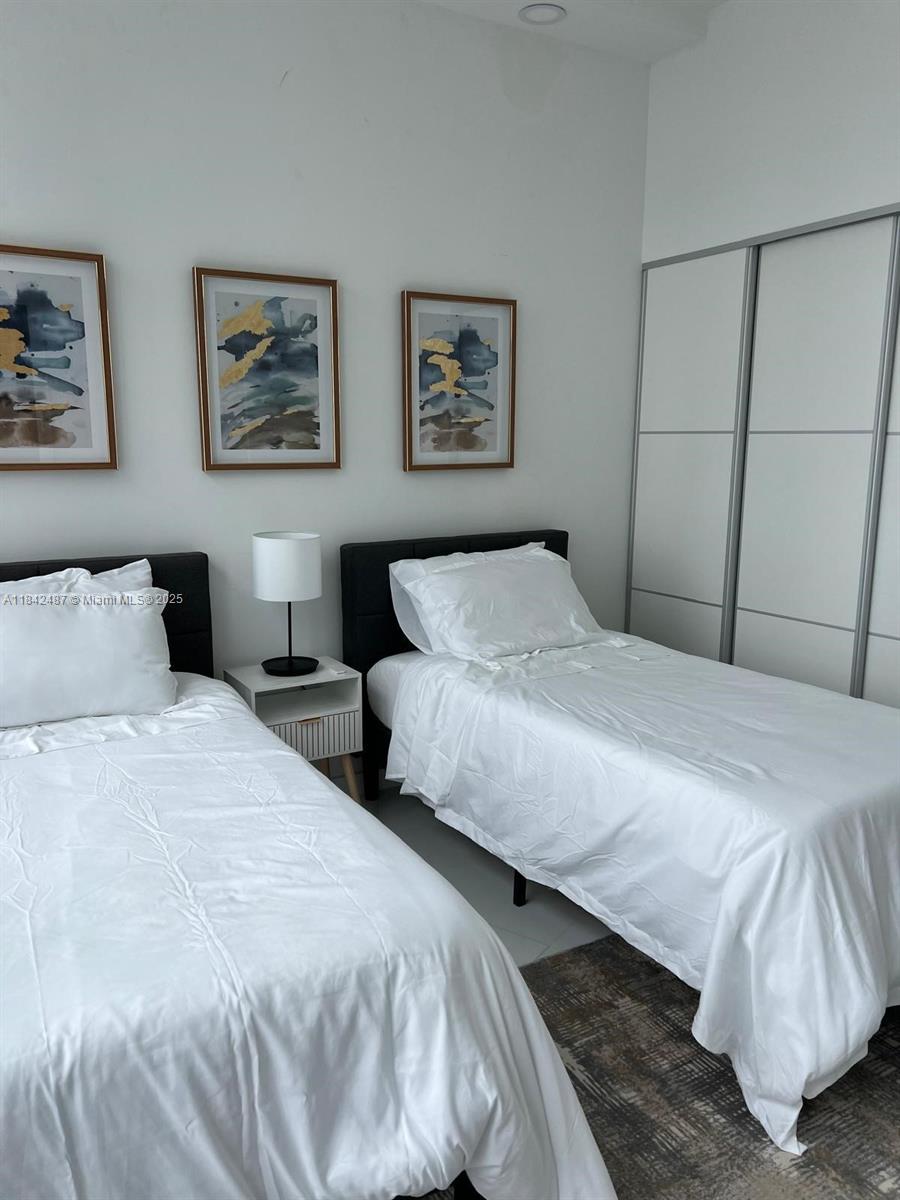 851 NE 1st Ave #2309, Miami FL 33132