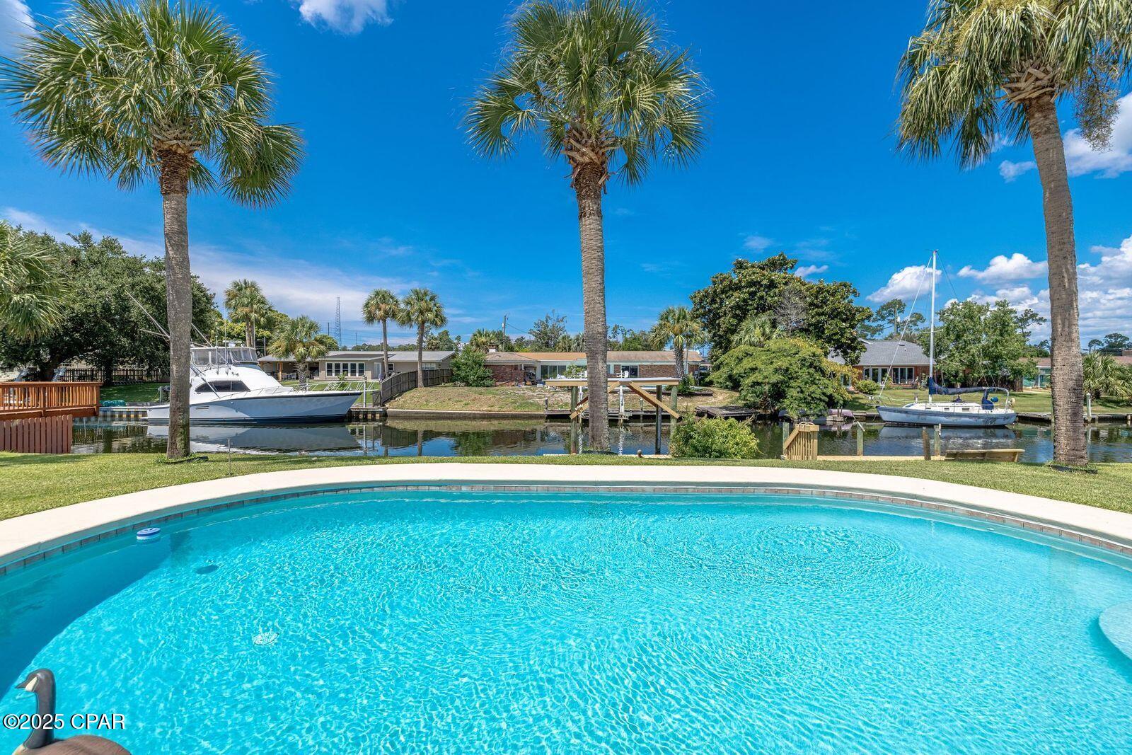 Image 7 For 411 Bayshore Drive