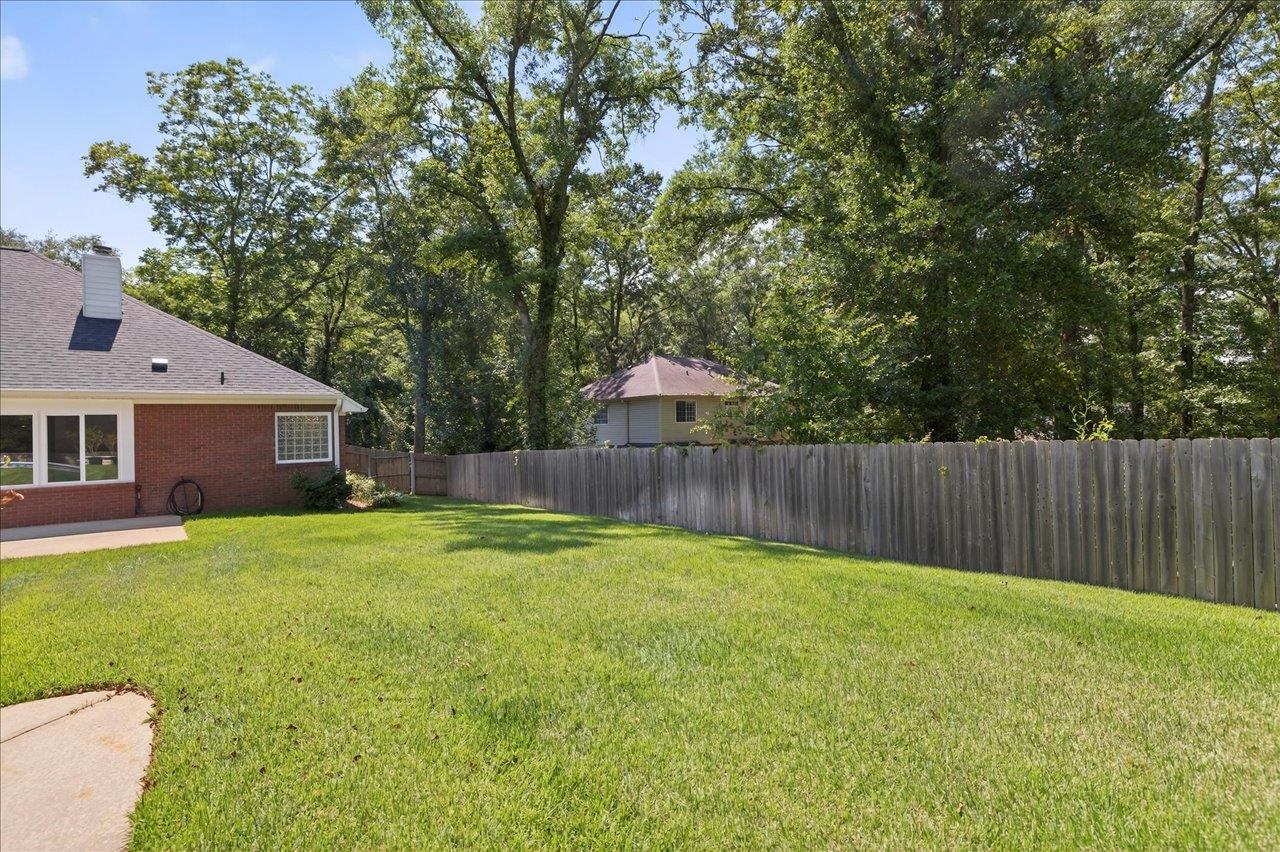 1867 Easton Forest Drive, Tallahassee, Texas image 15