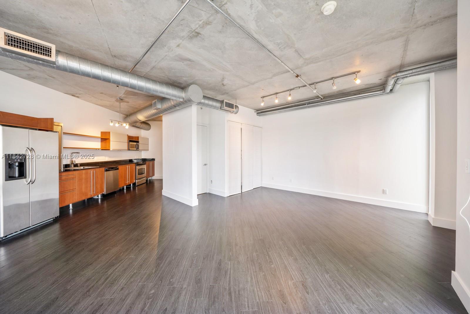 690 SW 1st Court #1001, Miami FL 33130