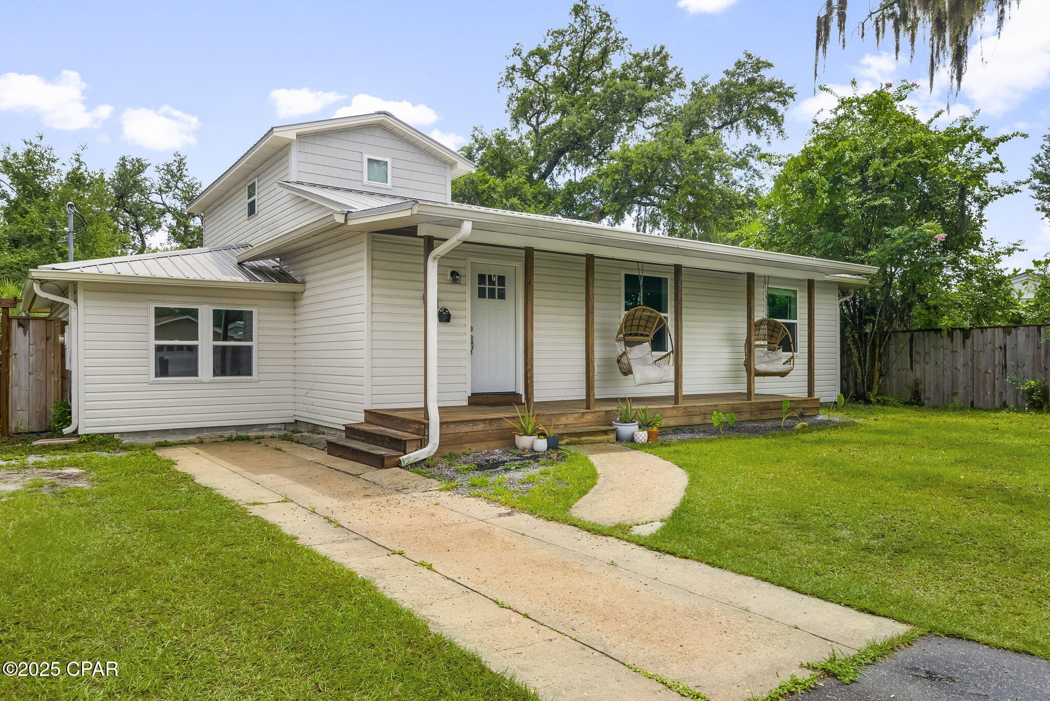 Image 2 For 1902 Tyndall Drive