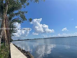321 NE 26th St #512, Miami FL 33137