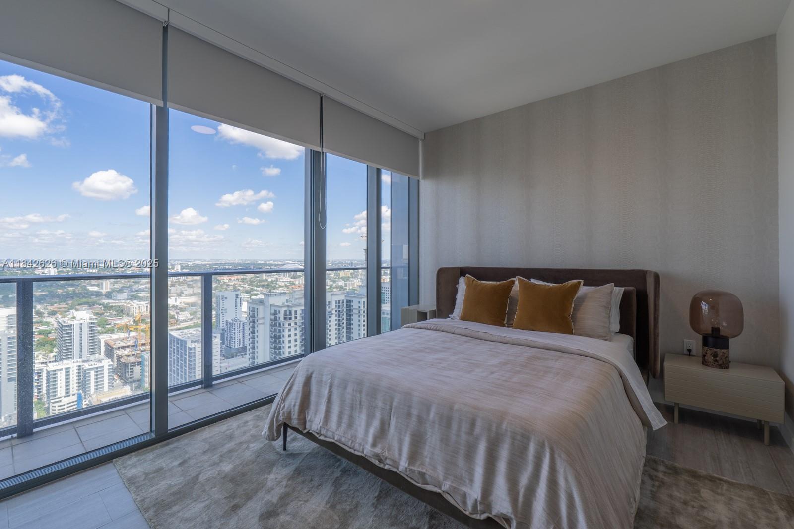 1000 Brickell Plz #4502, Miami FL 33131