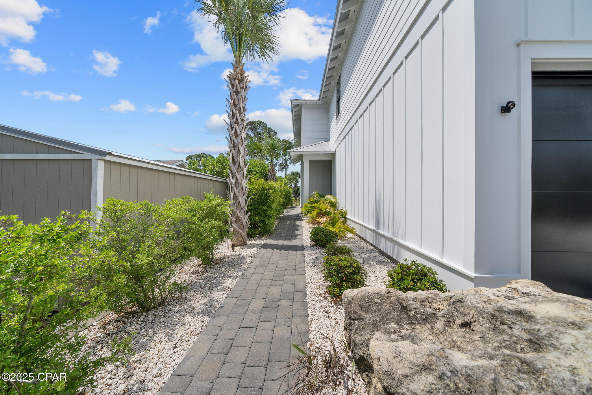Image 12 For 8597 Lagoon Drive