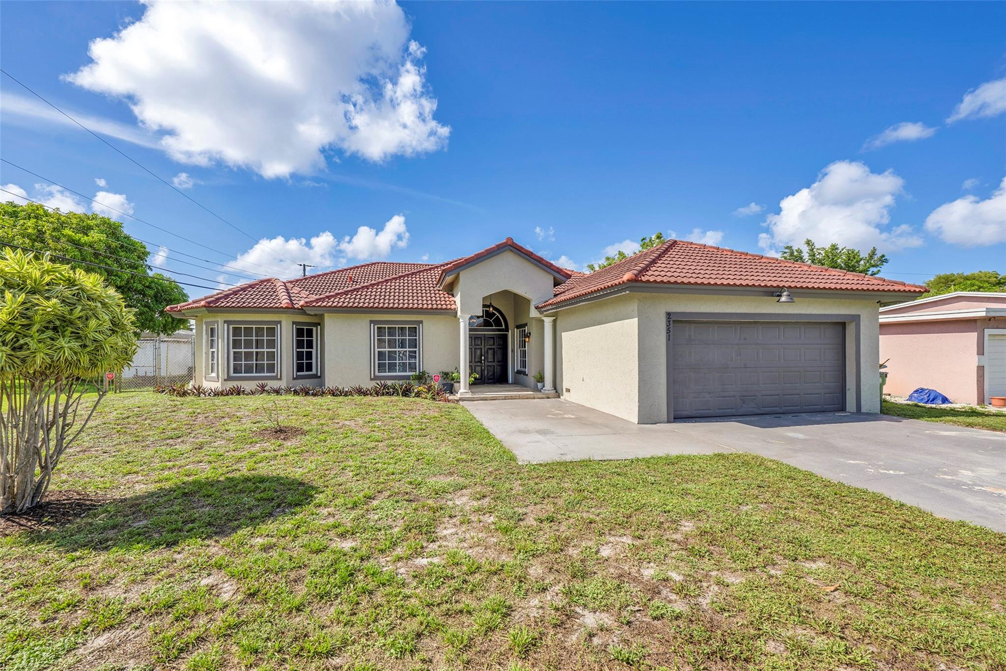 Homes for sale in Oakland Park, FL | 2351 Nw 29Th St, Oakland Park, FL 33311 | MLS# F10515898