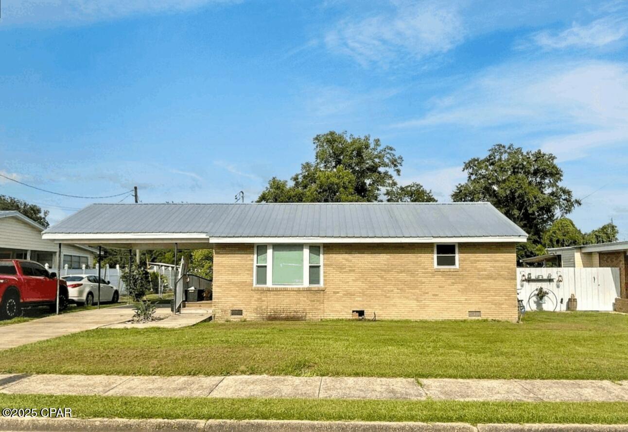 Details for 546 2nd Street, Wewahitchka, FL 32465