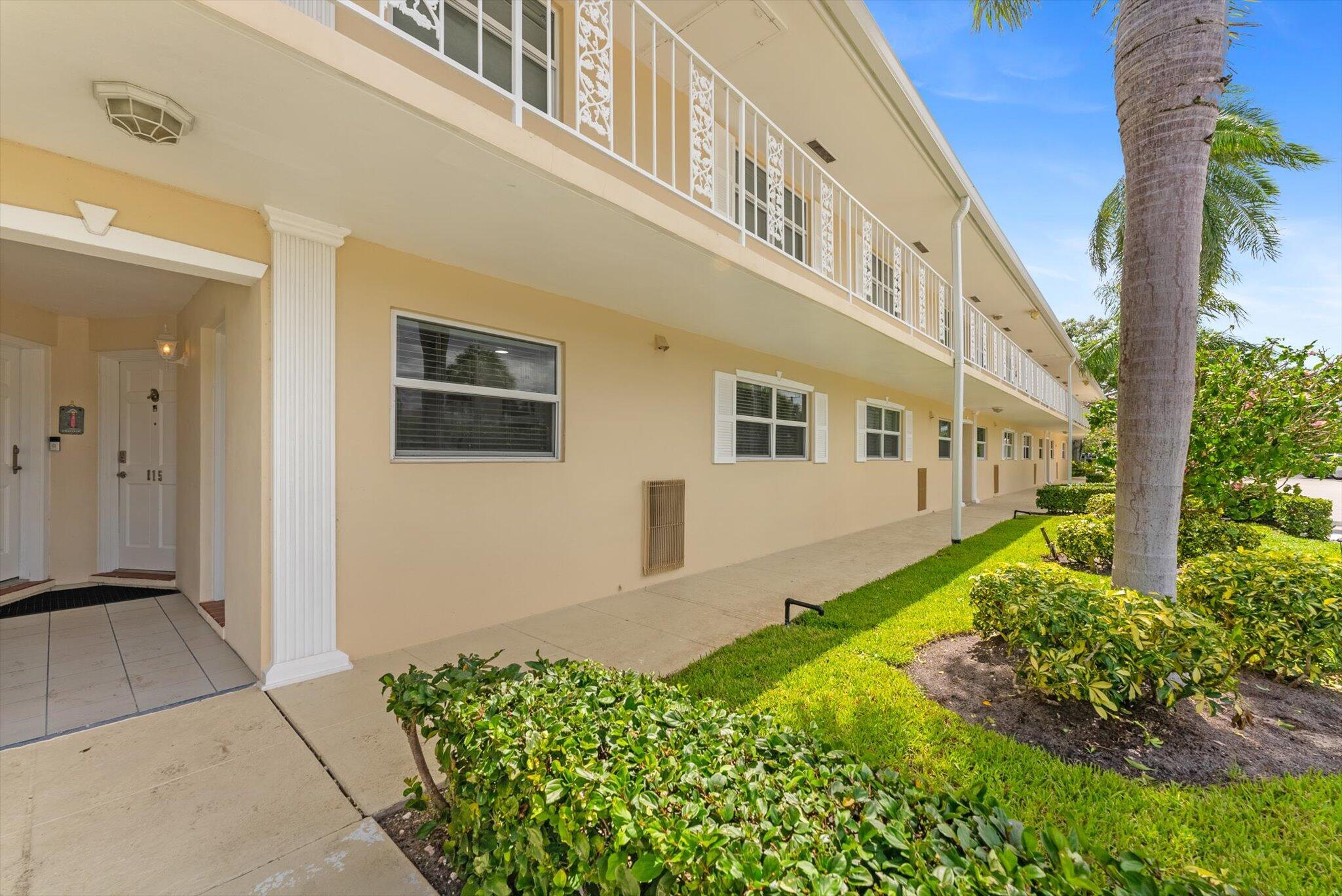 Image to showcase the property located at 478 Tequesta Drive 115