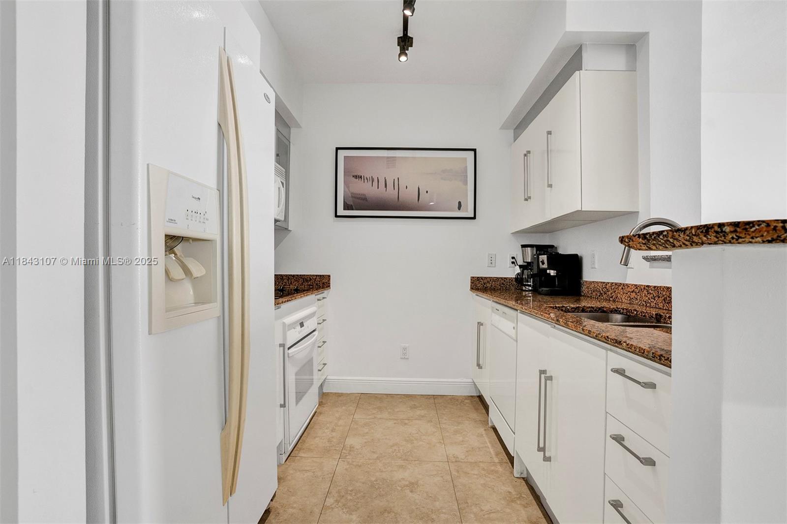 335 S Biscayne Blvd #2910, Miami FL 33131