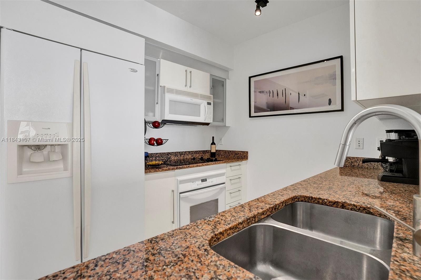 335 S Biscayne Blvd #2910, Miami FL 33131