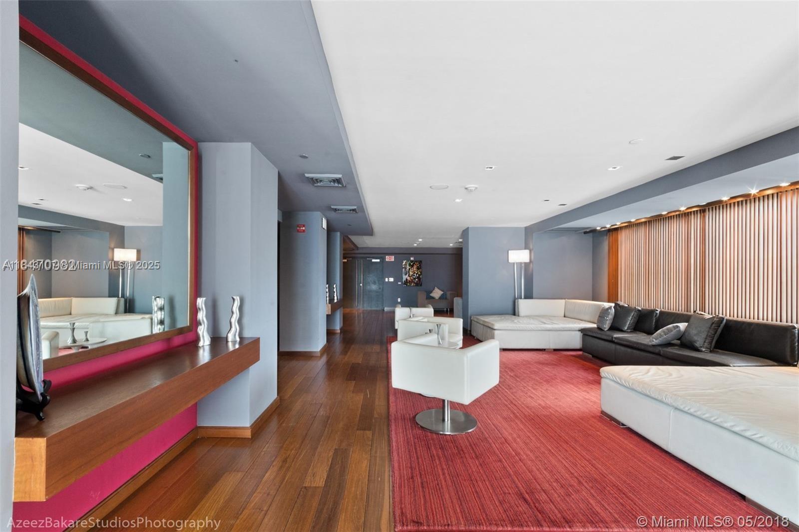 335 S Biscayne Blvd #2910, Miami FL 33131