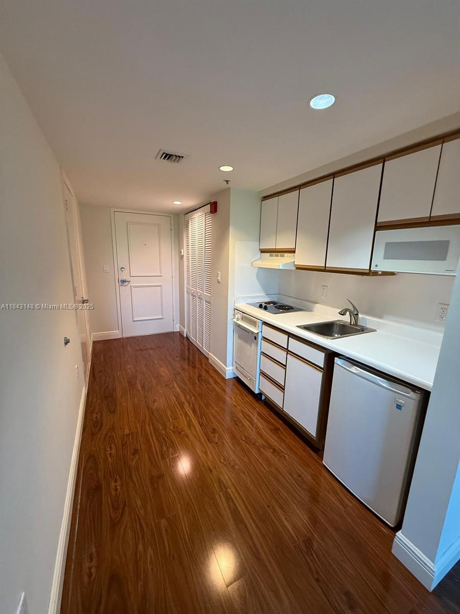 Property photo # 0