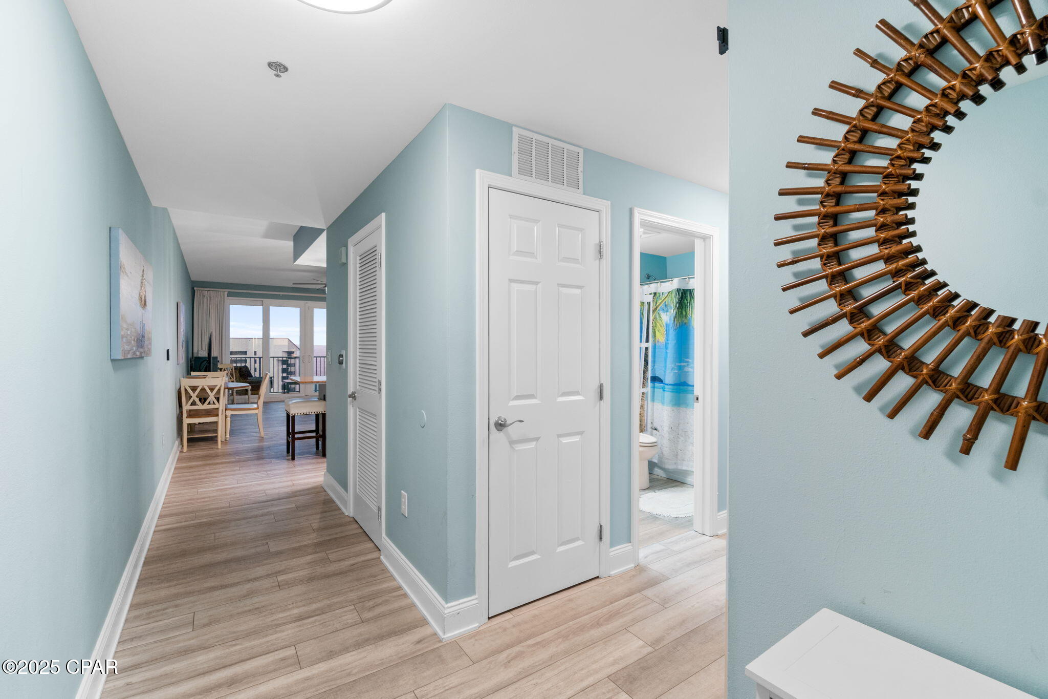 Image 2 For 9860 Thomas Drive 1010
