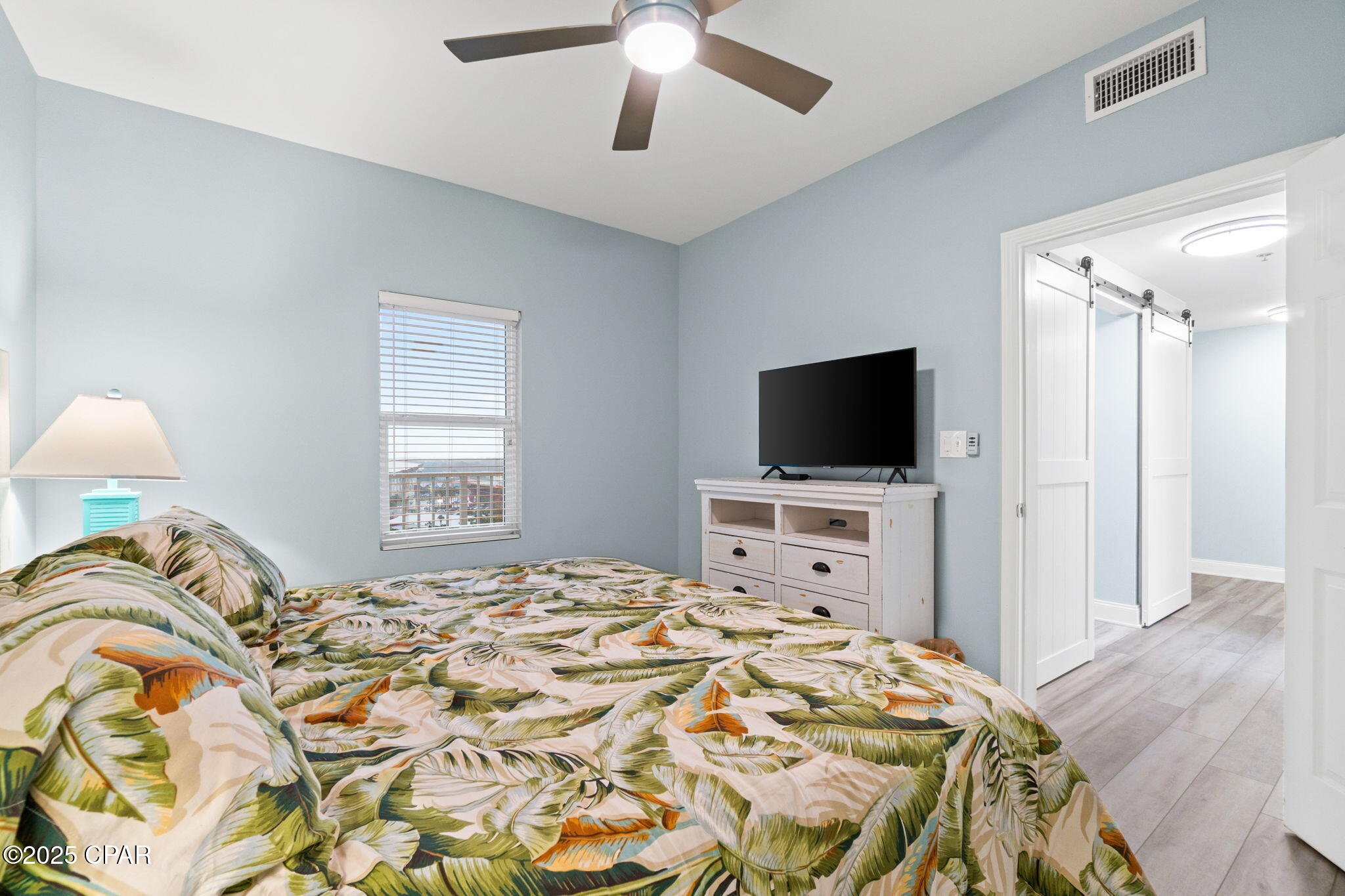 Image 36 For 9860 Thomas Drive 1010