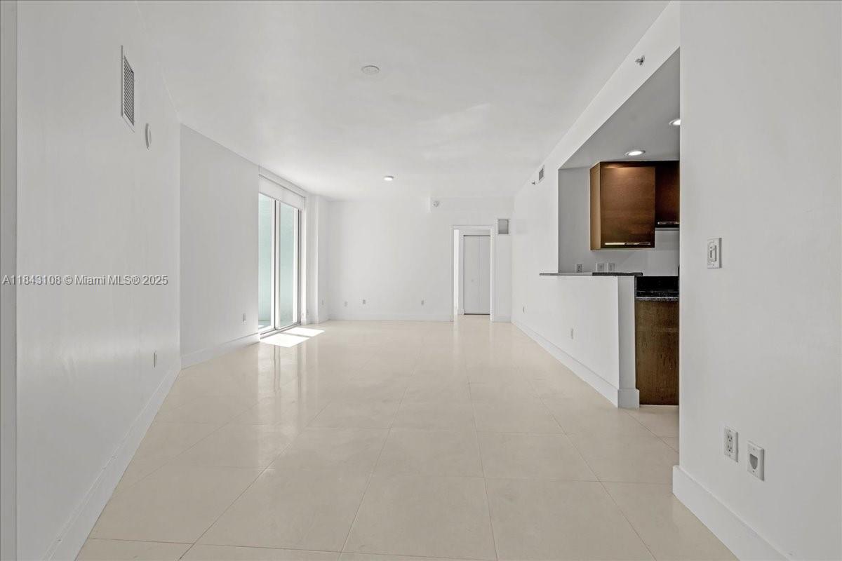 3030 Aventura Condominium