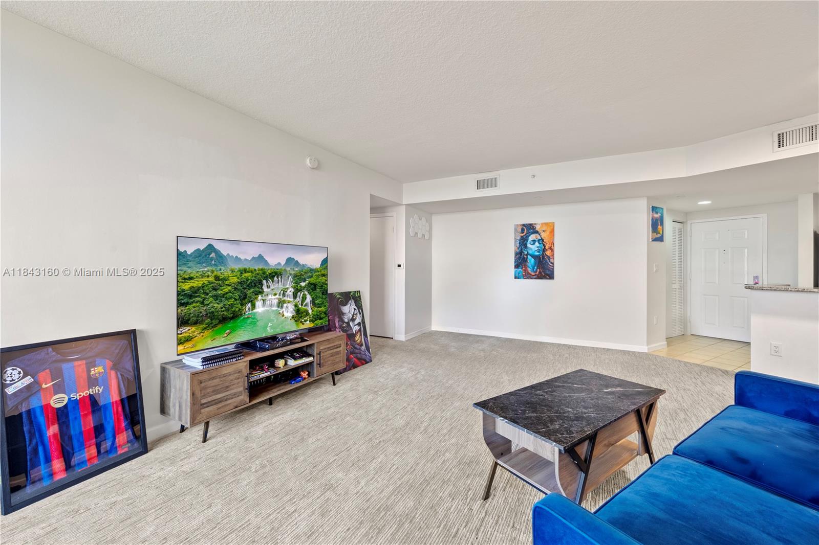 19501 Country Club Dr Unit 2106, Aventura, Florida 33180